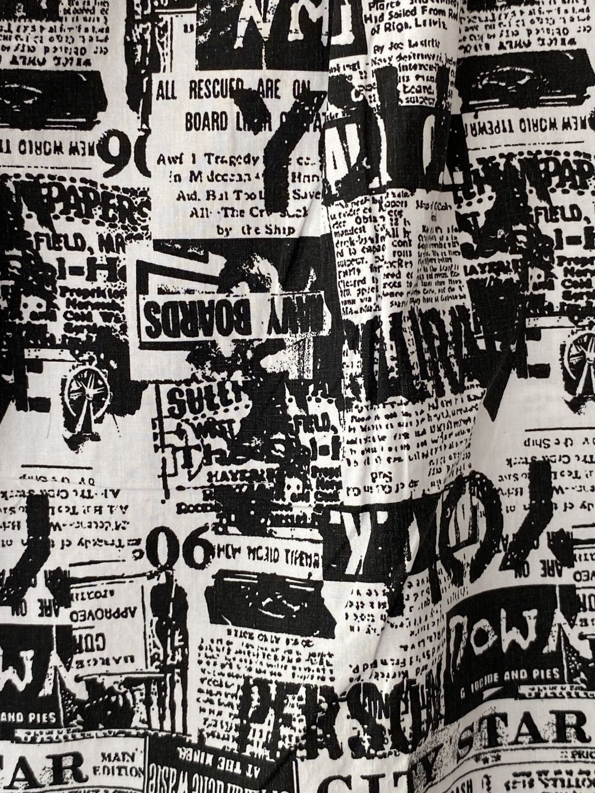 Vintage Vintage Seditionaries Punk Newspaper Sexy Print Button Up Shirt Long Sleeve Size US M / EU 48-50 / 2 - 8 Thumbnail