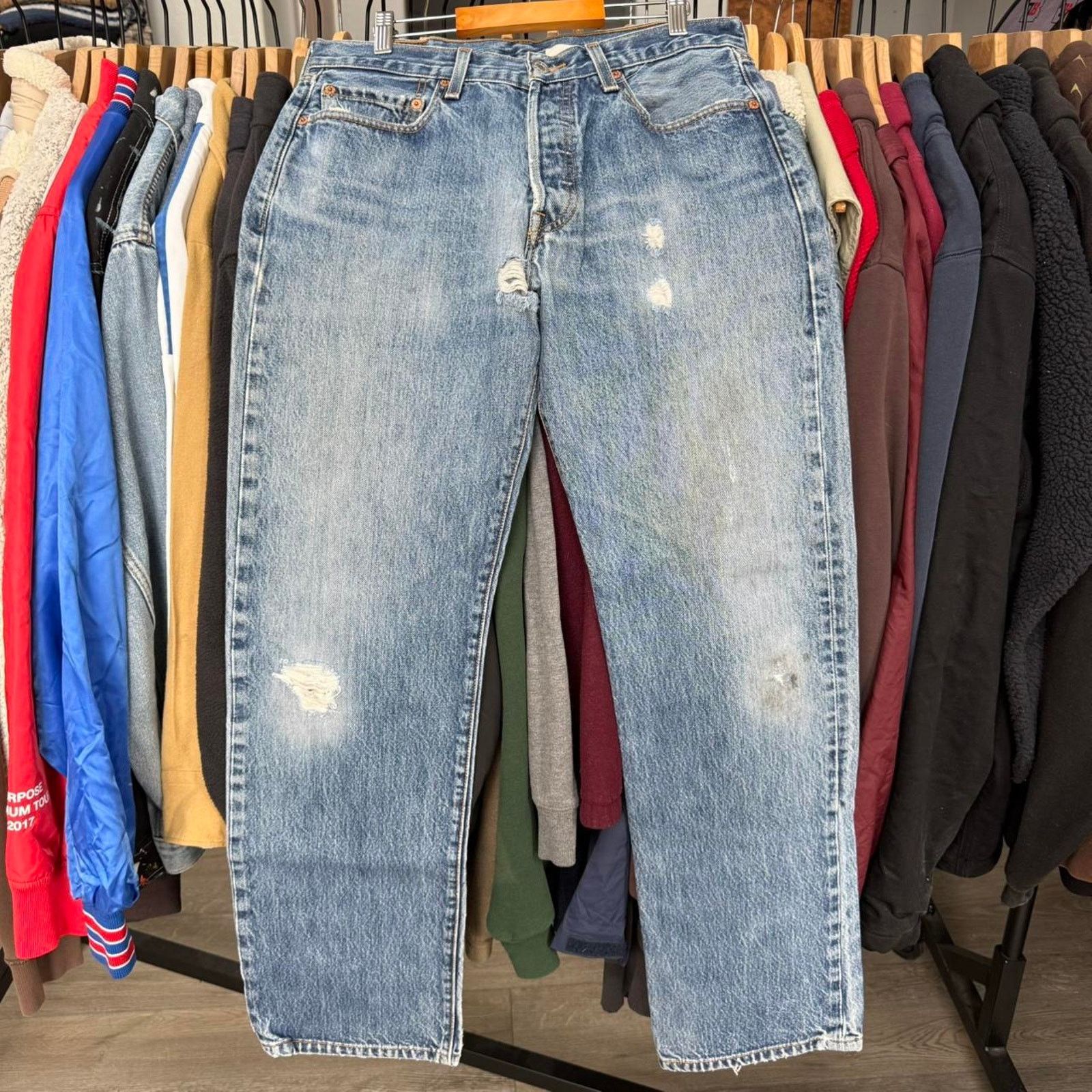 Levi's Vintage 2006 Levi's 501 xx Faded and Perfectly Worn Denim Size US 31 - 1 Thumbnail