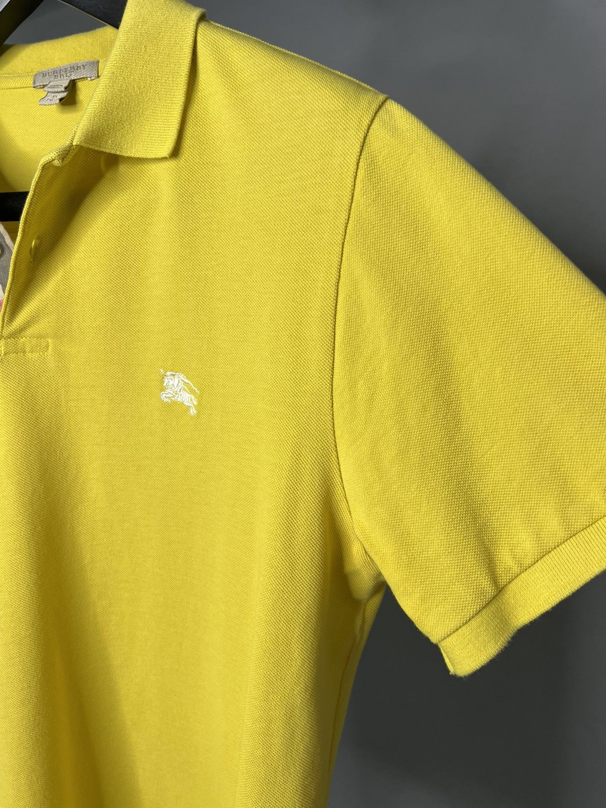 Burberry polo