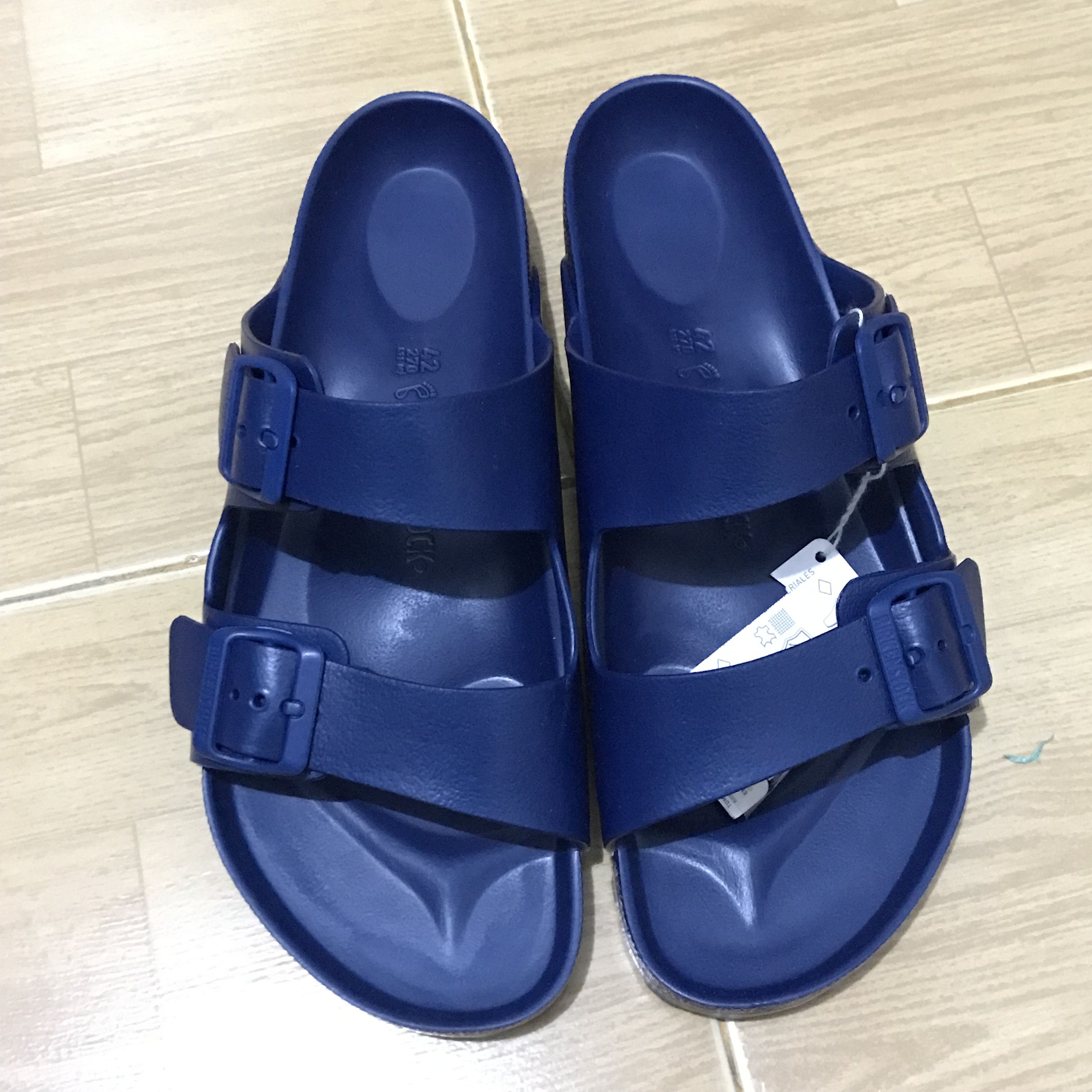 Birkenstock Birkenstock Navy Blue eva Rubber Sole Sandals Two Strap Size US 9 / EU 42 - 8 Thumbnail