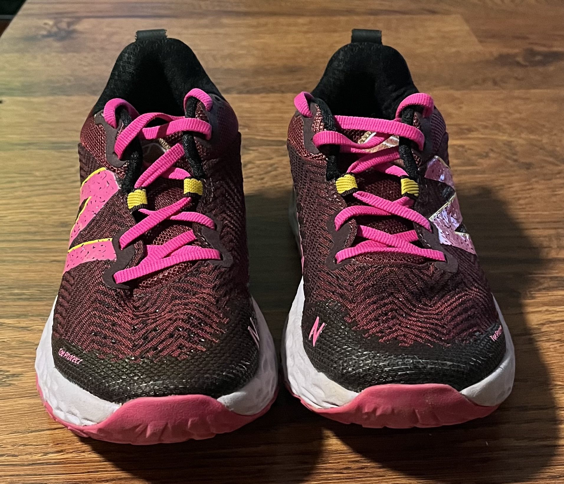 New Balance New Balance Fresh Foam Hierro v6 glow Trail Running Shoes Size US 5 / IT 35 - 4 Thumbnail