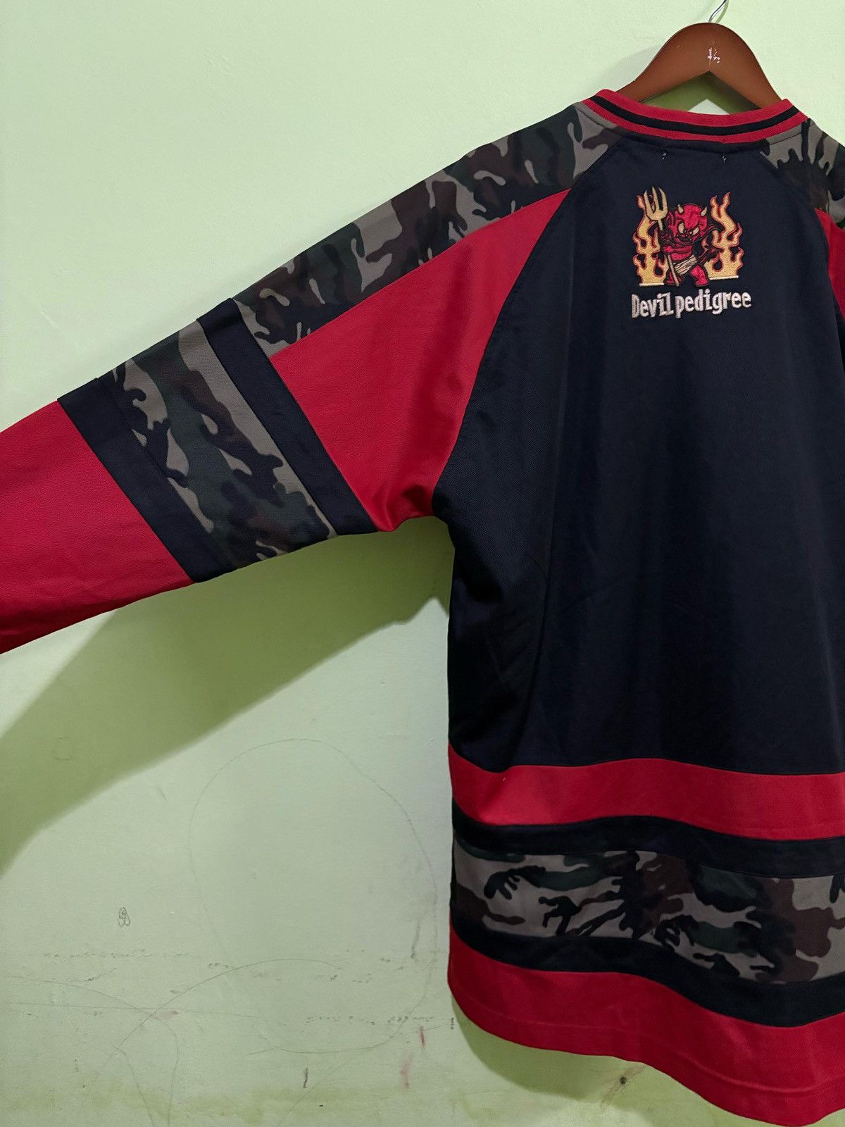 Chaps × Japanese Brand Blaze up Chap Comouflag Shirt V Collar Design Embroid Devil Size US L / EU 52-54 / 3 - 5 Thumbnail