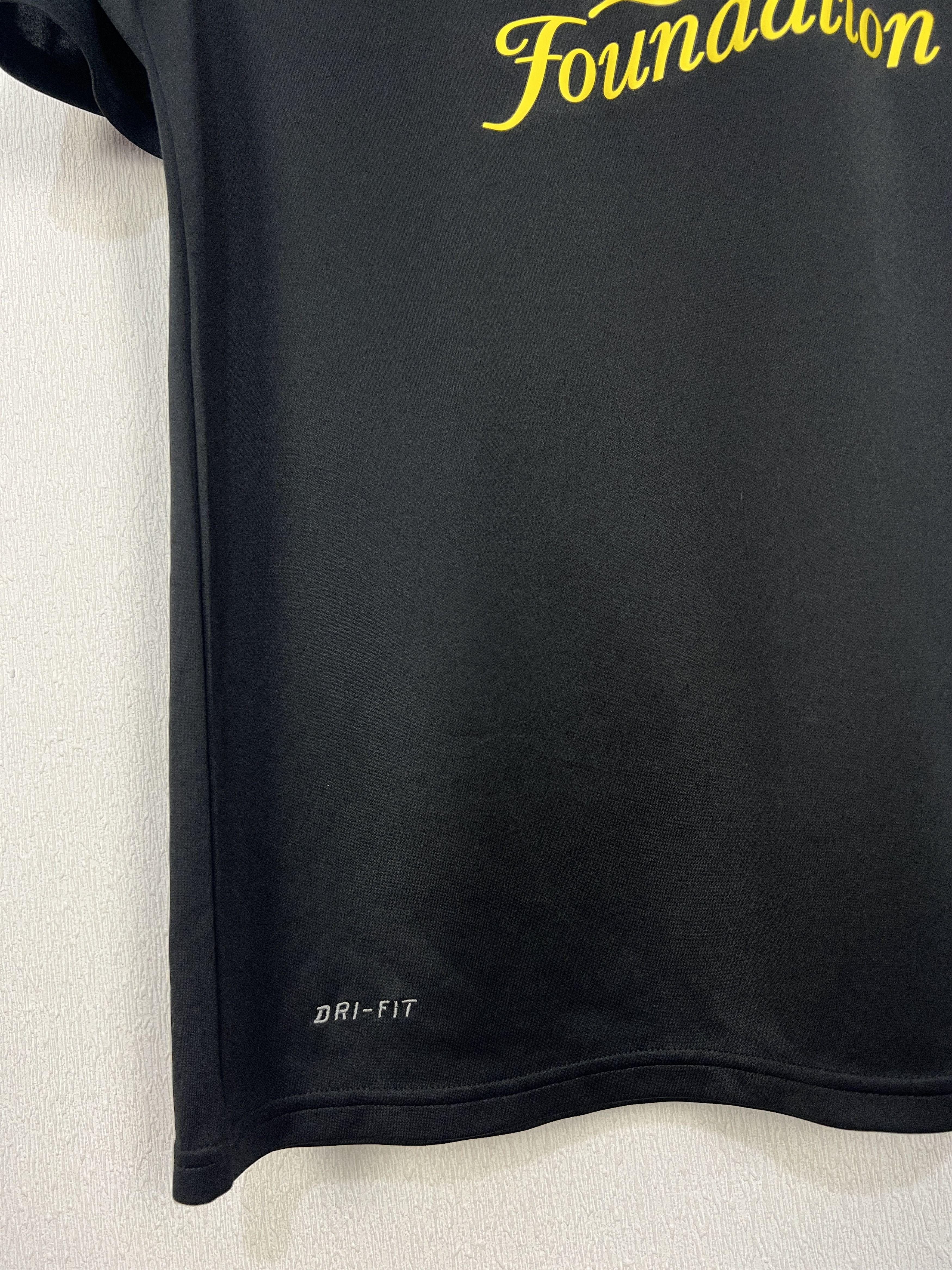 Nike Barcelona Away football shirt 2011 Soccer Nike Black Jersey Size US M / EU 48-50 / 2 - 7 Thumbnail