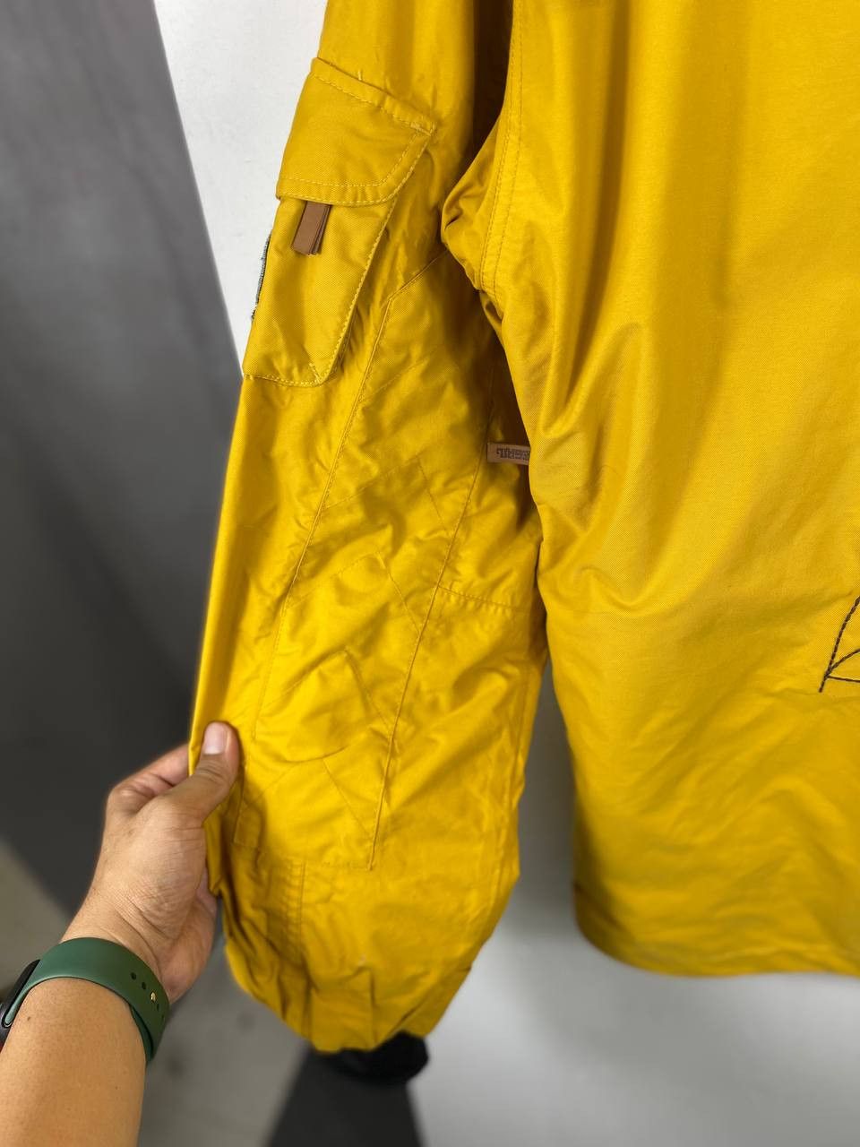 Japanese Brand negril japanese brand snowboarding jacket nice design Size US L / EU 52-54 / 3 - 14 Thumbnail