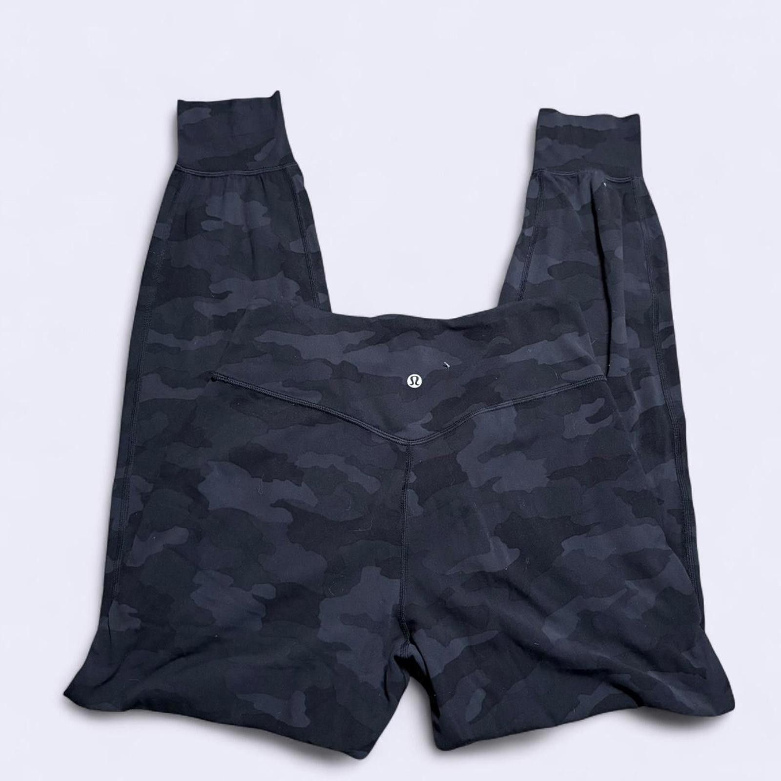 Lululemon camo lululemon joggers Size 32" / US 10 / IT 46 - 1 Thumbnail