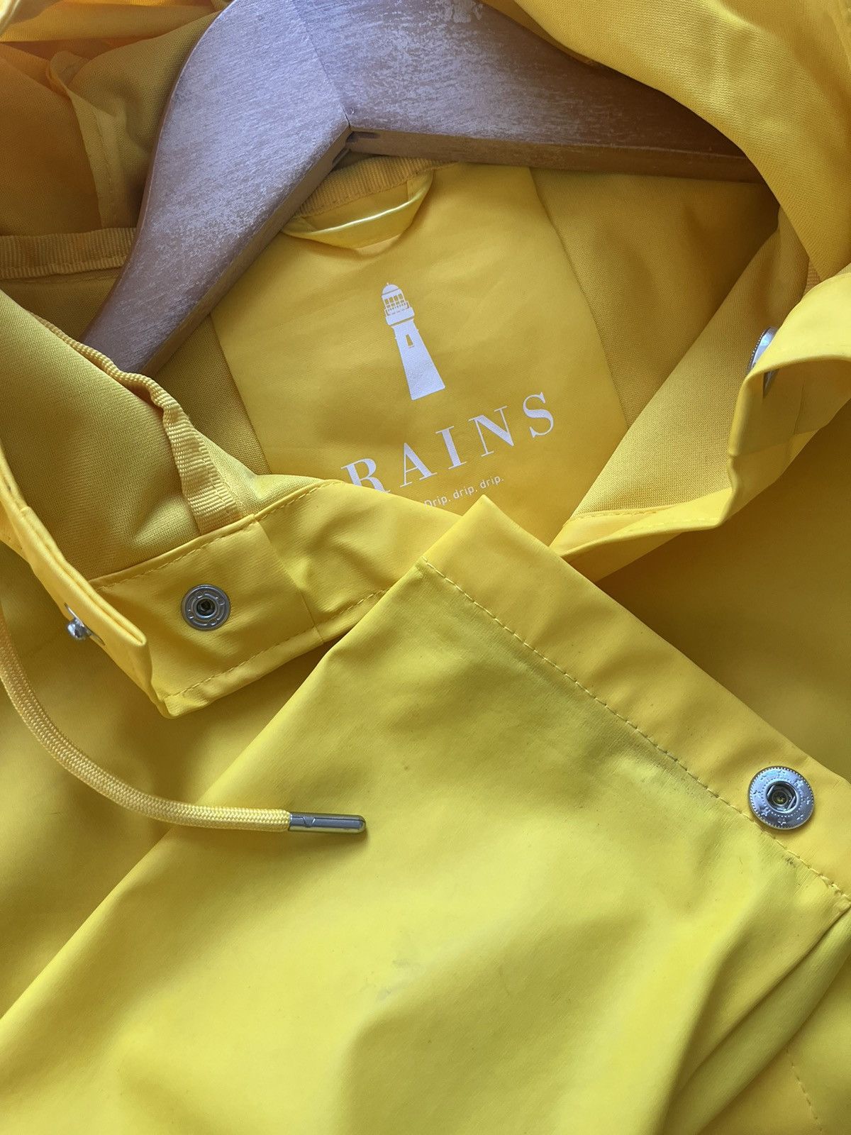 Rains Rains lightweight raincoat - vintage fisherman’s yellow Size US XS / EU 42 / 0 - 2 Thumbnail