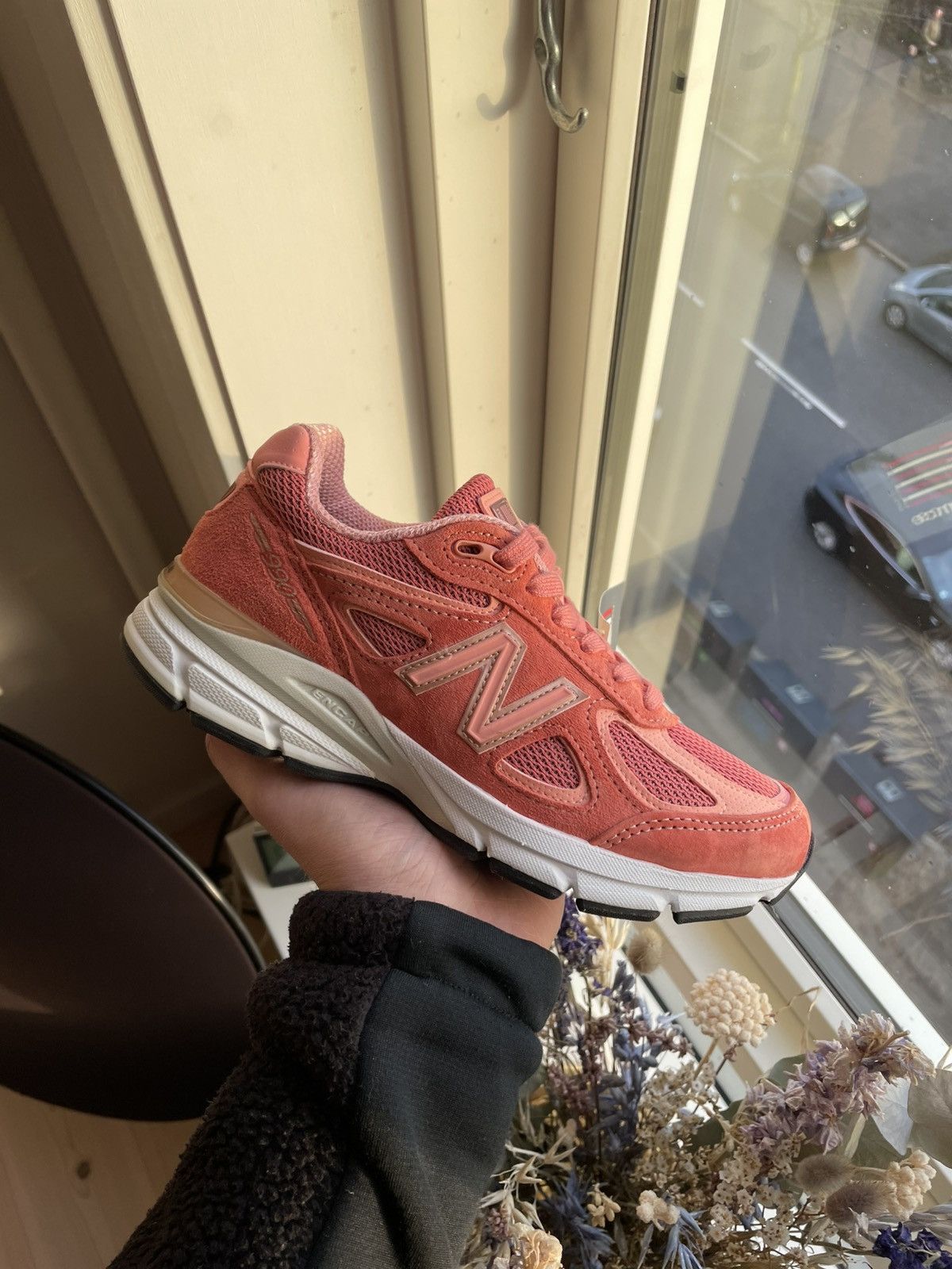 New Balance New Balance 990v4 ‘Sunrise’ Size US 5.5 / IT 35.5 - 1 Thumbnail