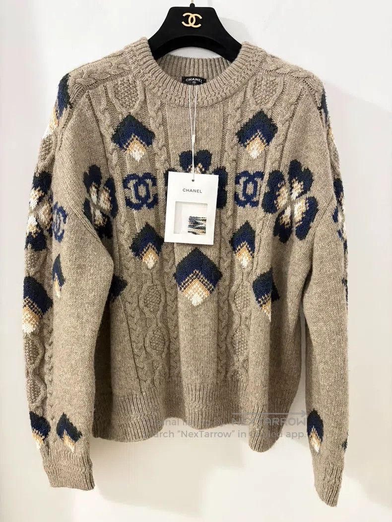 Chanel Chanel Ski series clover cashmere sweater Size XS / US 0-2 / IT 36-38 - 1 Thumbnail