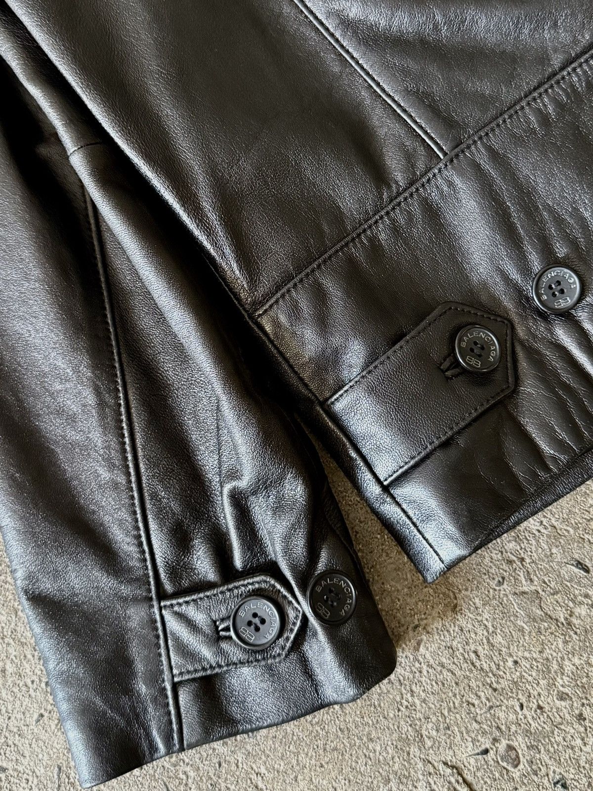Balenciaga Balenciaga - 1997 -Nicolas Ghesquière -Zip Up Leather Jacket Size US L / EU 52-54 / 3 - 17 Thumbnail