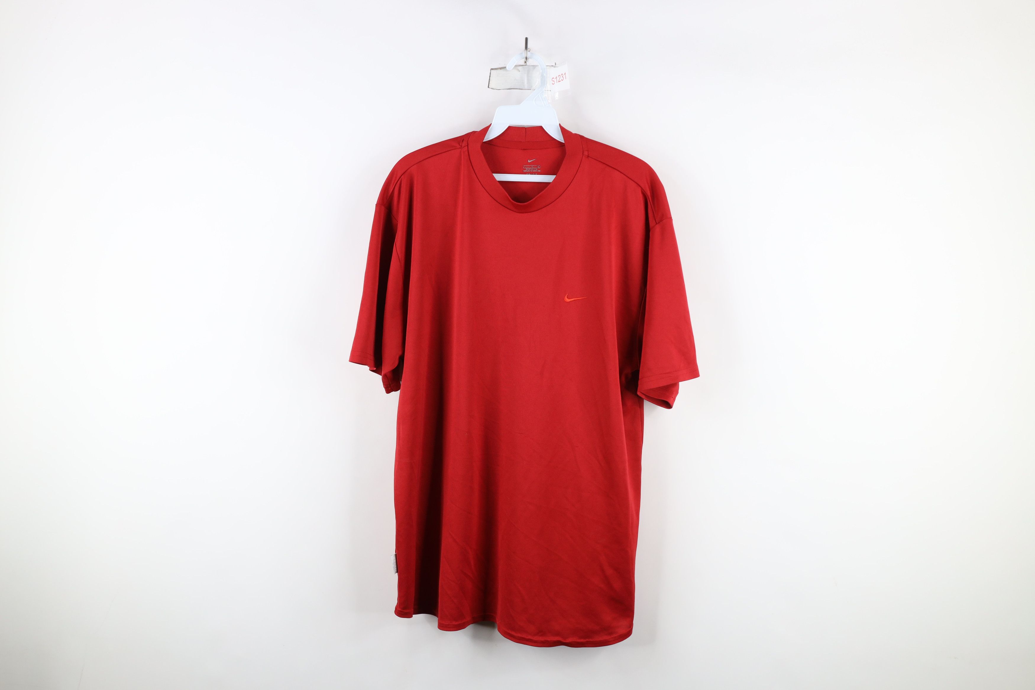 Nike × Vintage Vintage Nike Monochrome Scott Mini Swoosh Knit T-Shirt Red Size US L / EU 52-54 / 3 - 1 Thumbnail