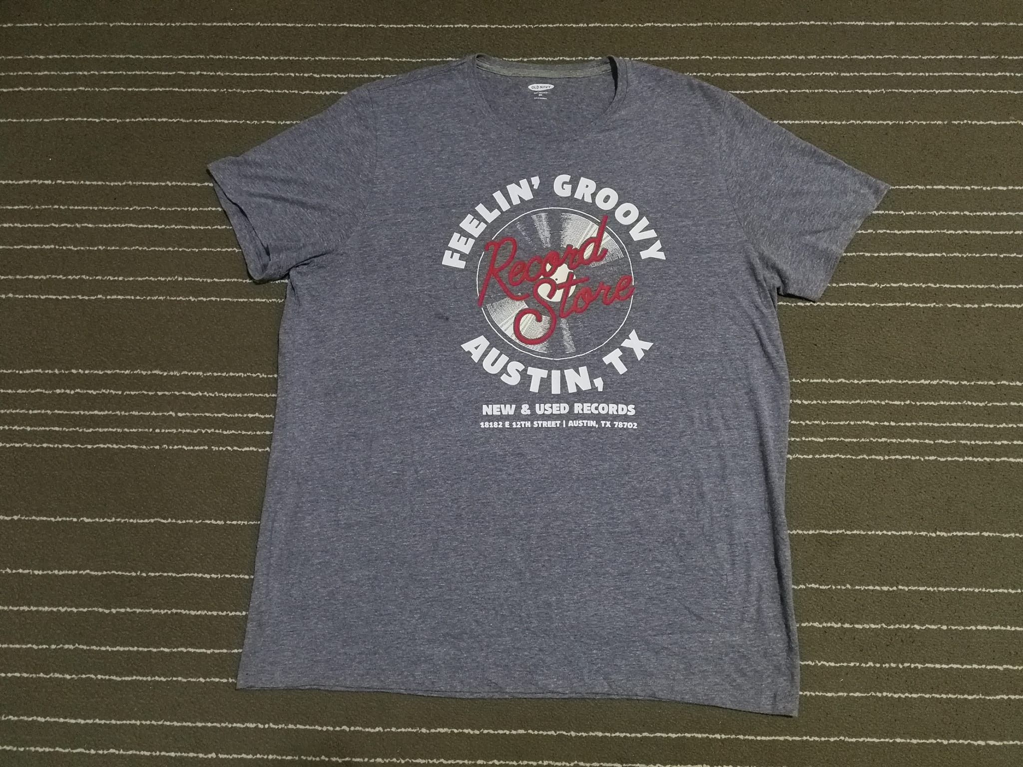 Old Navy Feelin' Groovy record store old navy XL 1804 Size US XL / EU 56 / 4 - 1 Thumbnail