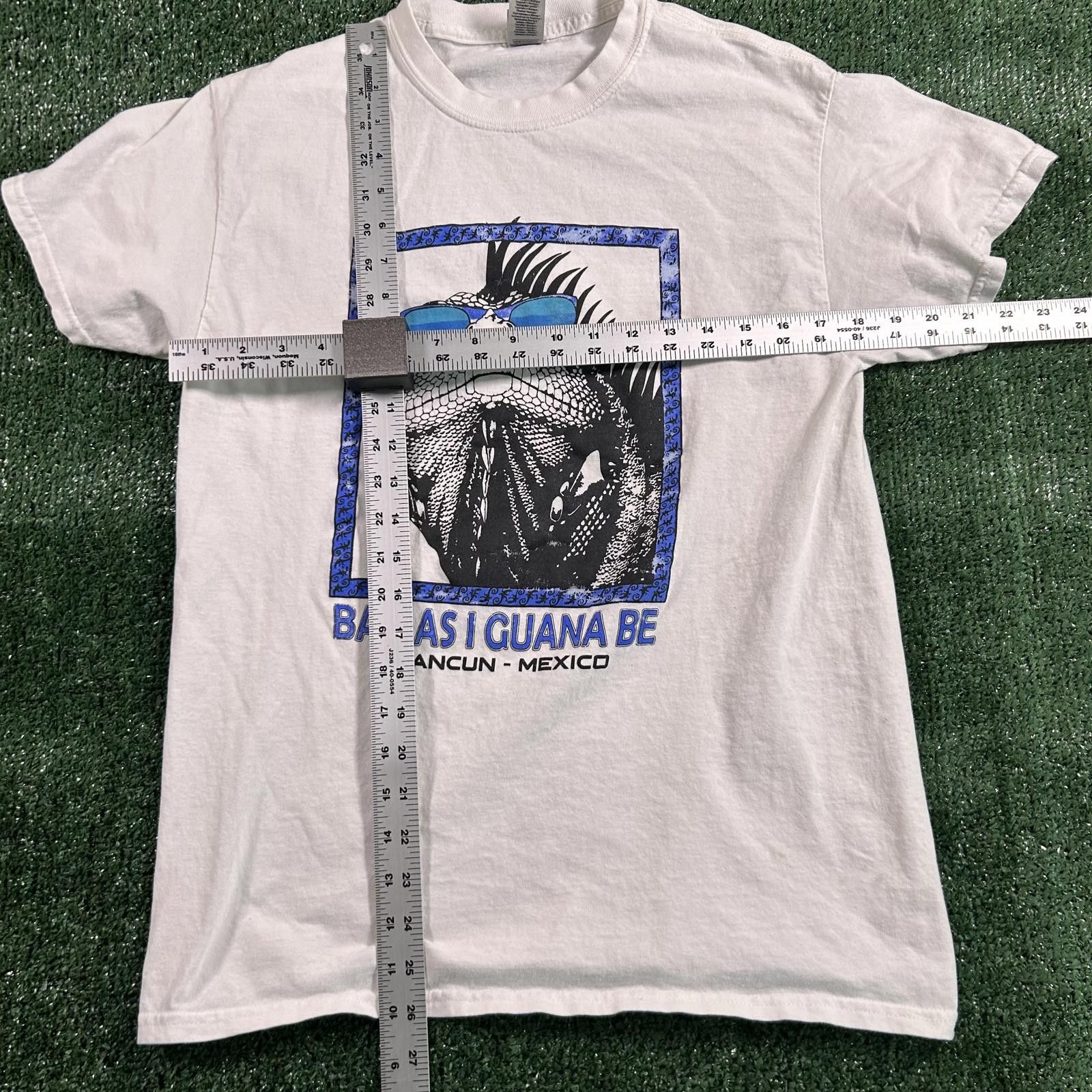 Gildan Men's White Graphic T-Shirt with Iguana Print. Medium Size US M / EU 48-50 / 2 - 2 Thumbnail