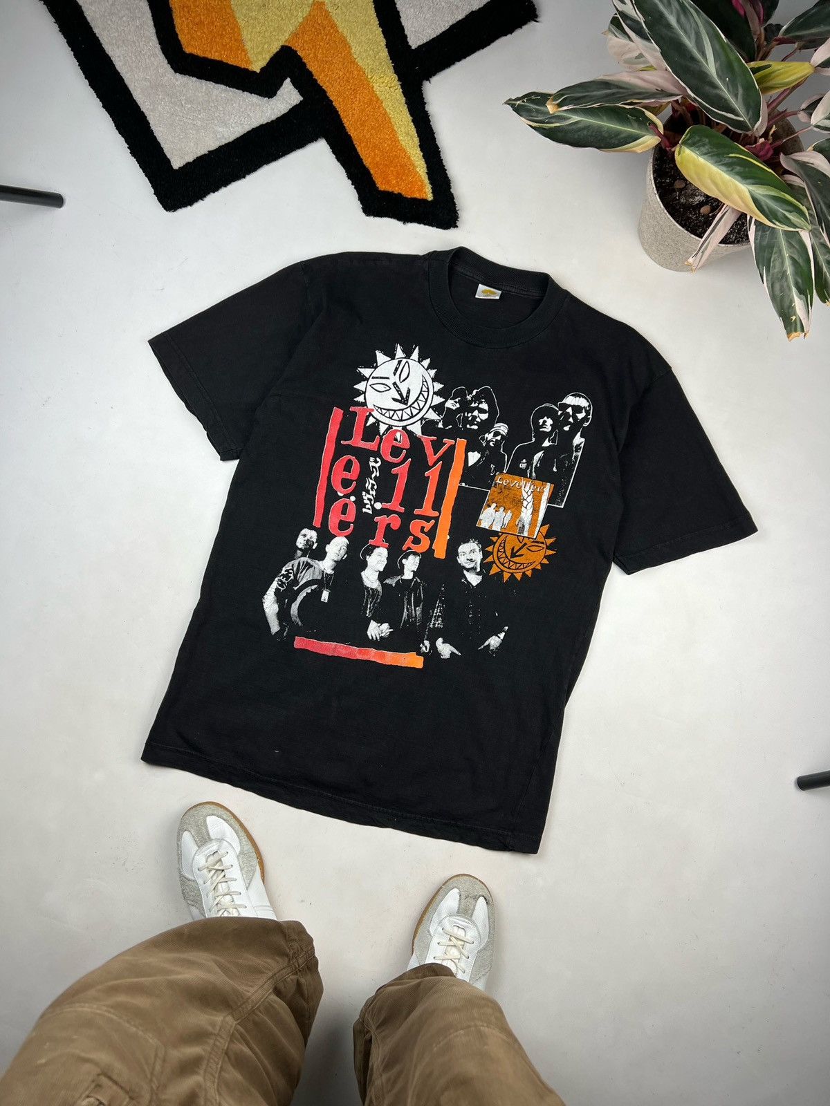 Band Tees × Vintage Vintage 90s Levellers Band Black Tee (Pink Floyd) Size US L / EU 52-54 / 3 - 1 Thumbnail