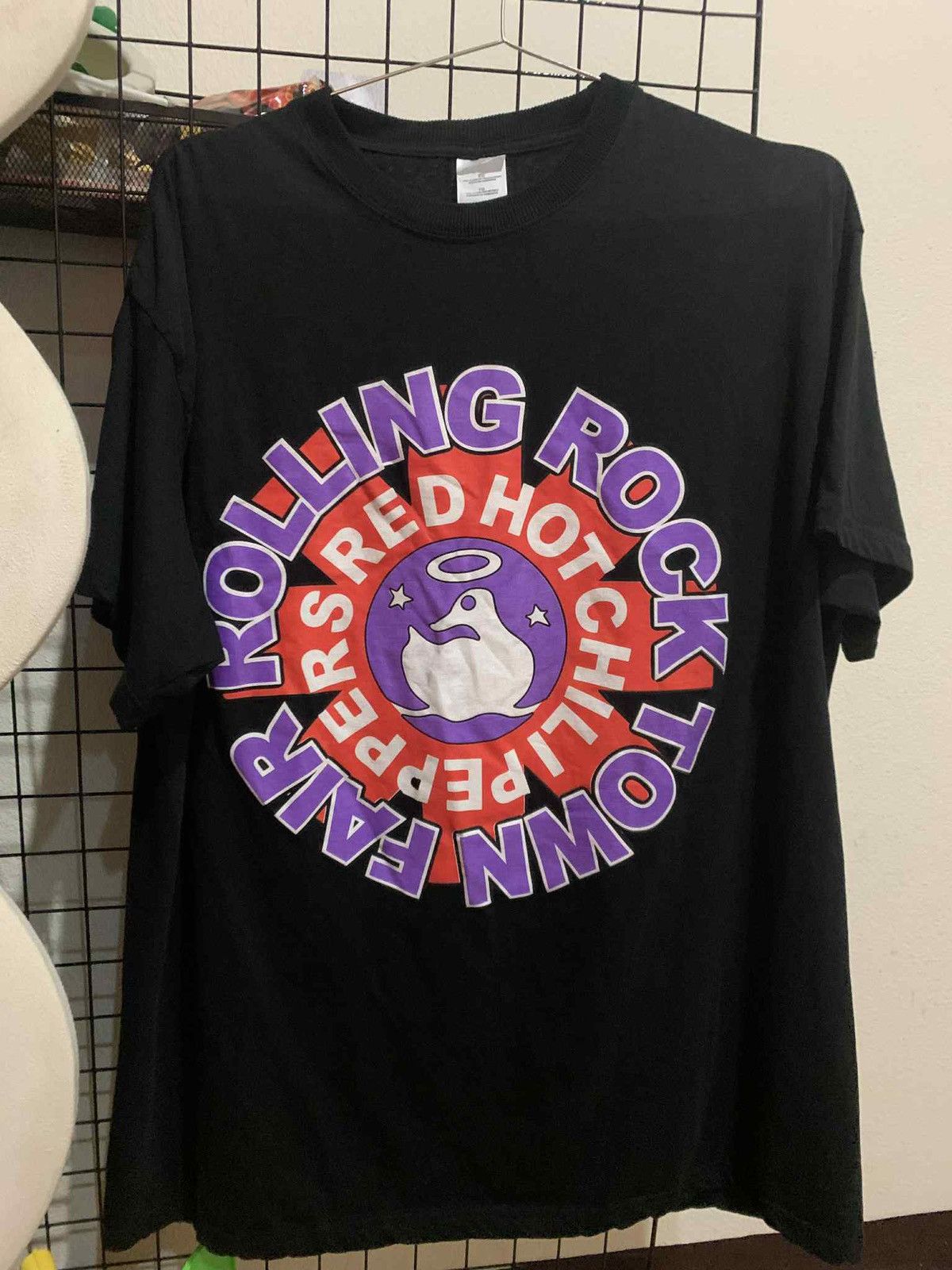 Red Hot Chili Peppers 2007 official T ©️ Red Hot Chili Peppers 2007 “Details” SIZE ~ L : W - 21.5 /L