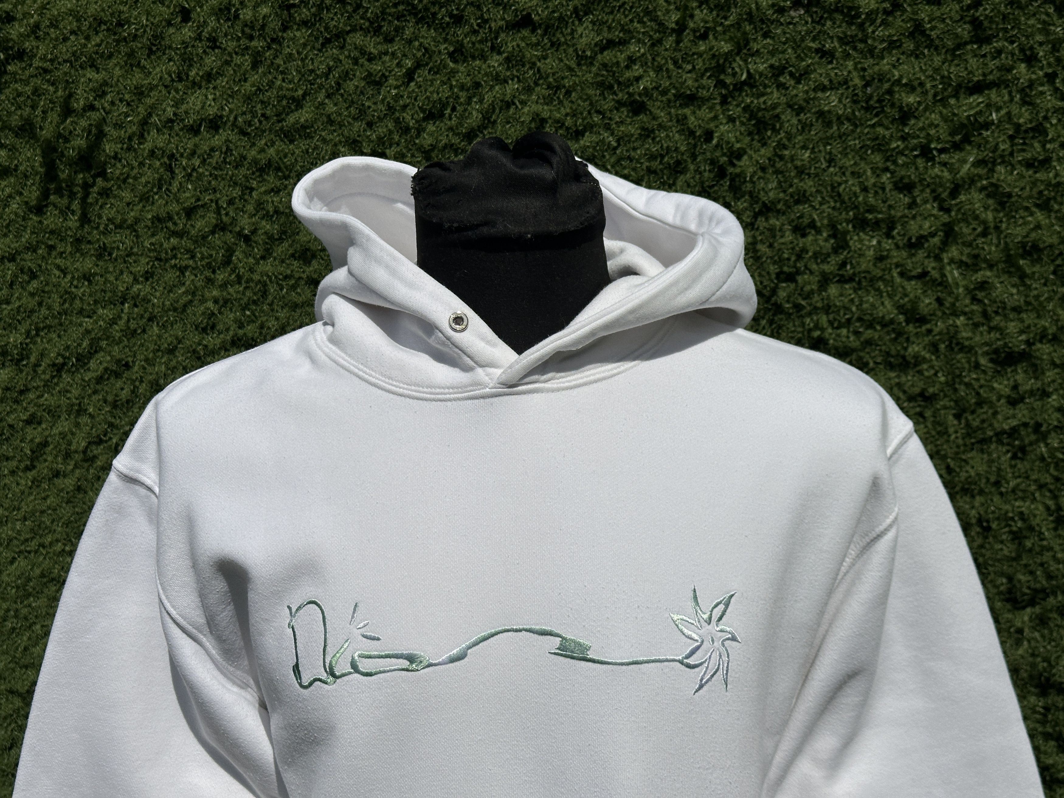 Dior Dior Oversized Embroidered Pullover Hoodie Size L Rare Size US L / EU 52-54 / 3 - 2 Thumbnail