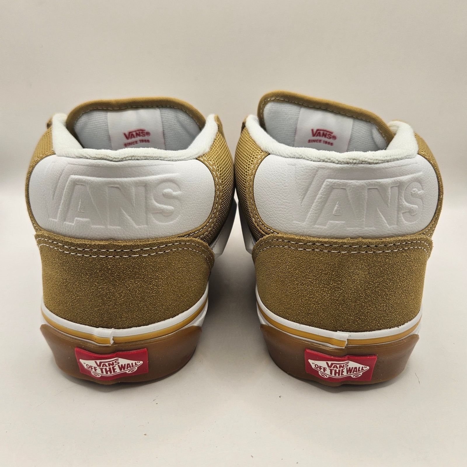 Vans VANS WOMEN'S 8 KNU MID KHAKI GUM SKATEBOARDING SHOES NWOB Size US 8 / IT 38 - 4 Thumbnail