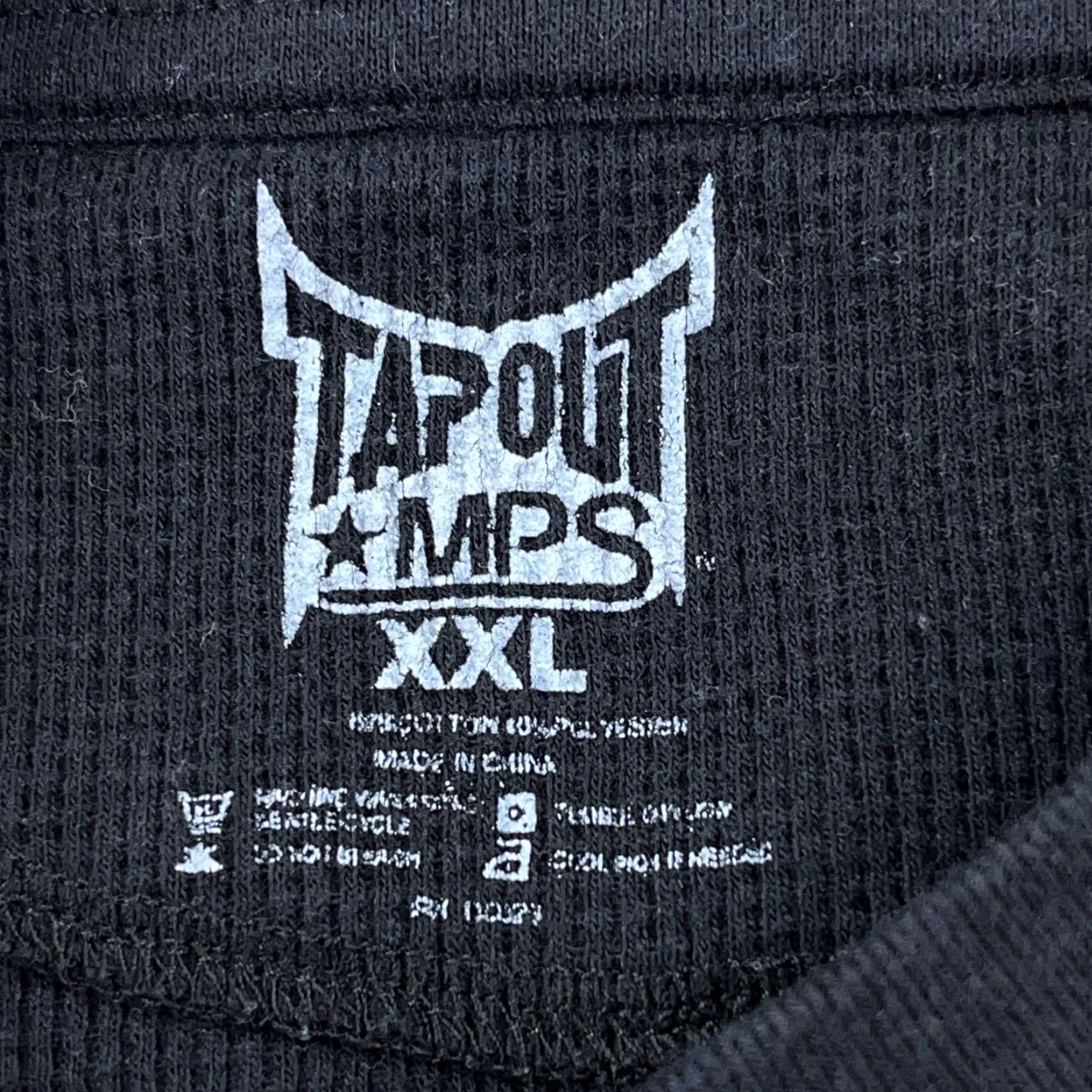 Tapout VINTAGE Tapout Men's T-Shirt XXL Black Graphic MMA Punk Goth Retro Long Sleeve All Seasons Size US XXL / EU 58 / 5 - 2 Thumbnail