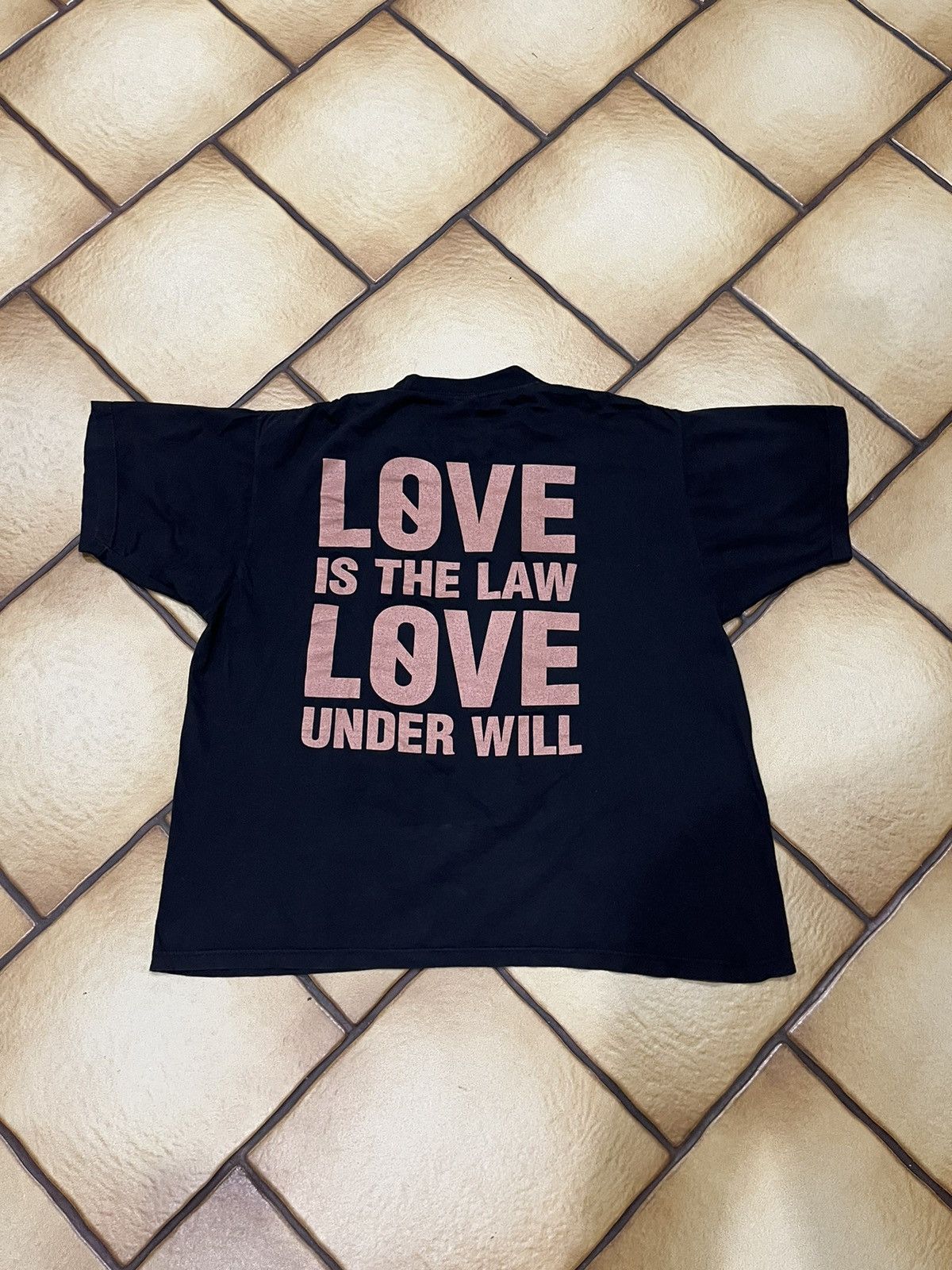 Band Tees × Vintage Vintage Pearl Jam Love Is This Law 1994 T-Shirt Size US XL / EU 56 / 4 - 3 Thumbnail