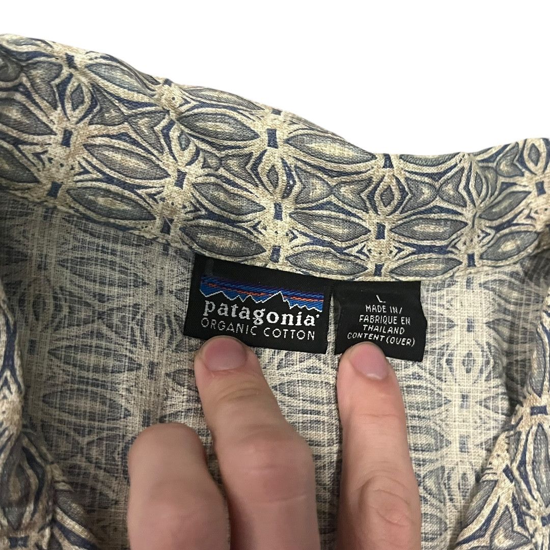 Patagonia VINTAGE Patagonia Organic Cotton Button Up Shirt Size US L / EU 52-54 / 3 - 2 Thumbnail