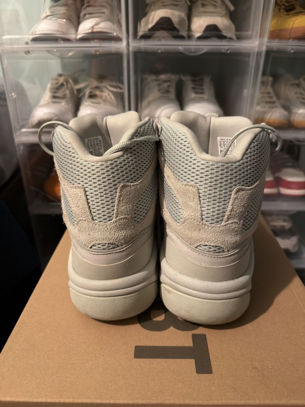 Adidas Yeezy Desert Boot Salt Size US 10.5 / EU 43-44 - 3 Thumbnail