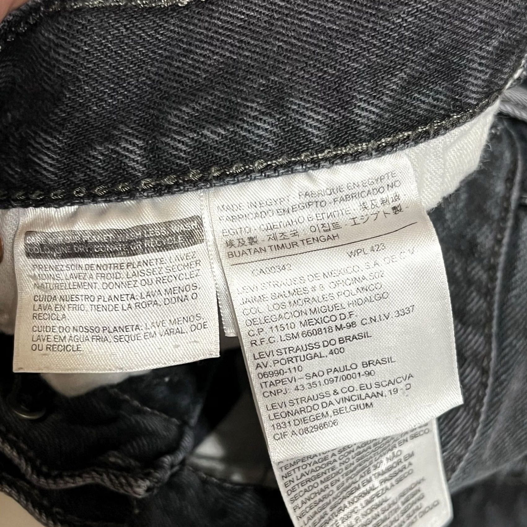 Levi's VINTAGE Levi’s 501 Jeans Men’s Regular 34x30 Black Denim Button Fly Straight 501 Series Mens Comfort Pockets Size US 34 / EU 50 - 7 Thumbnail