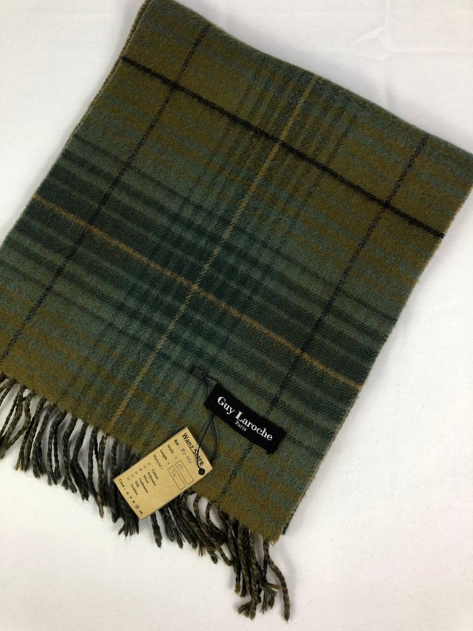 Guy Laroche Guy Laroche Scarf / Muffler / Neckwear FS165 Size ONE SIZE - 4 Thumbnail
