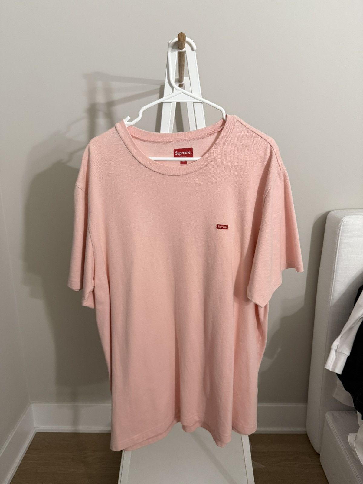 Supreme Pink Supreme Pique Small Box Logo Tee Size US XL / EU 56 / 4 - 1 Thumbnail