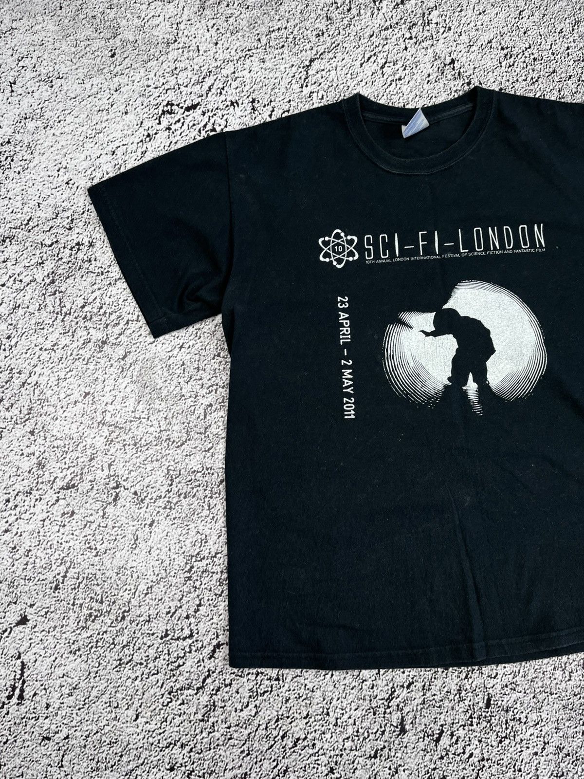 Band Tees Vintage Y2K 2011 Sci-Fi-London festival big logo tee size M Size US M / EU 48-50 / 2 - 2 Thumbnail