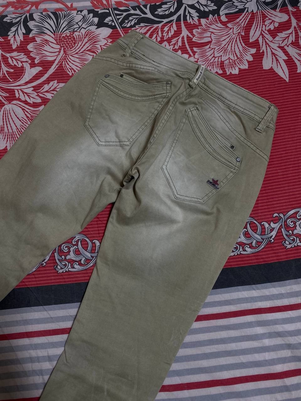 Vintage Distressed Dirty Patchwork Flared Denim Jeans Crush Faded Size US 34 / EU 50 - 11 Thumbnail