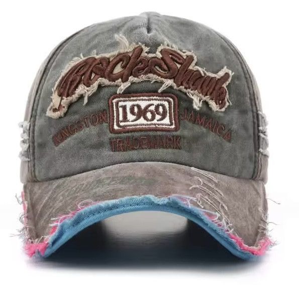 Vintage Letter Embroidery Baseball Cap Size ONE SIZE - 2 Thumbnail