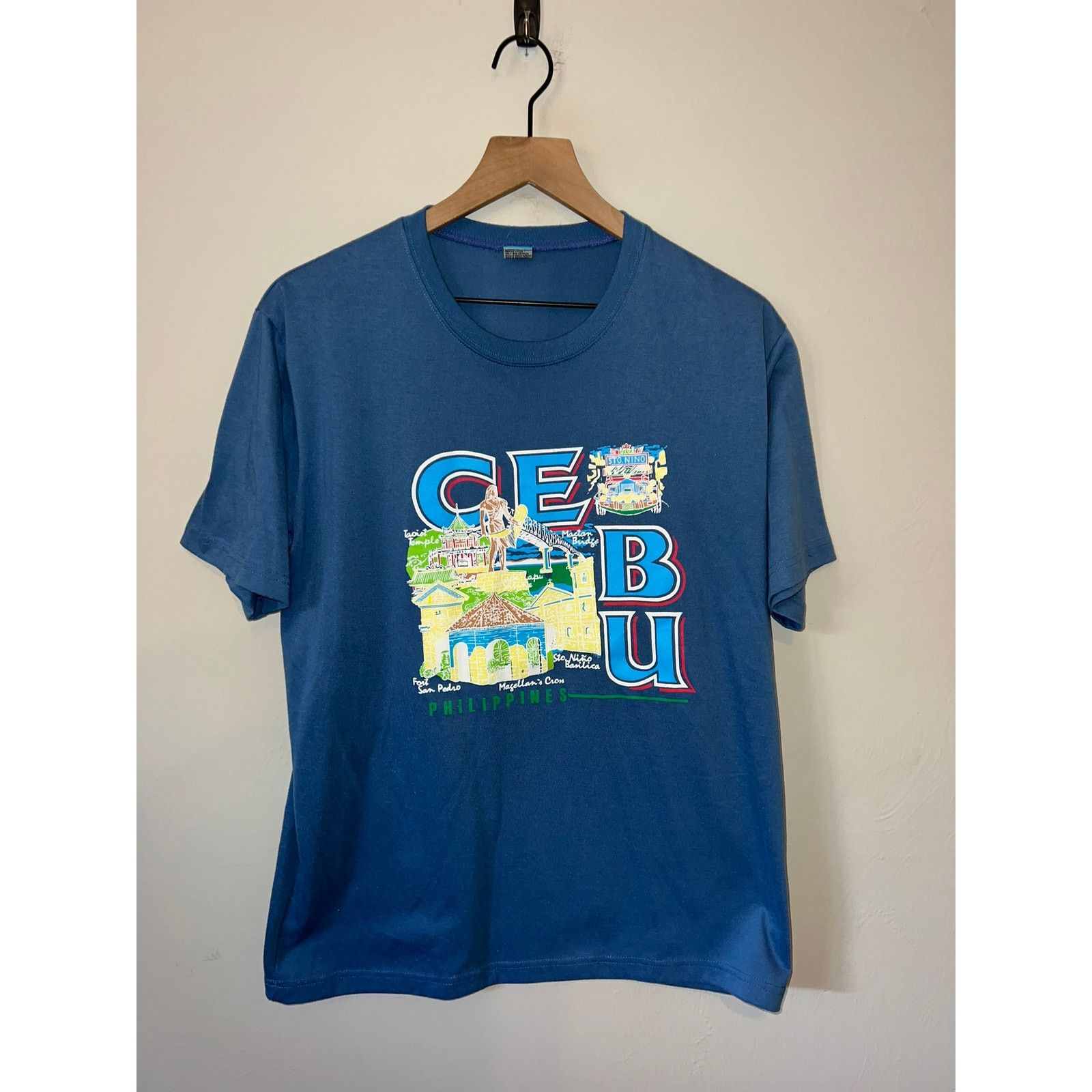 Vintage Vintage Philippines Shirt Cebu Sto. Nino Graphic Blue Tee M Size US M / EU 48-50 / 2 - 1 Thumbnail