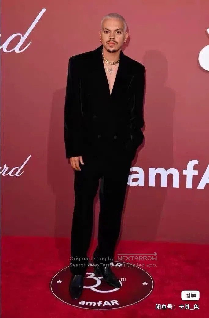 Saint Laurent Paris Saint Laurent Paris Velvet Smoking Men's Dress Pants Size US 28 / EU 44 - 2 Thumbnail