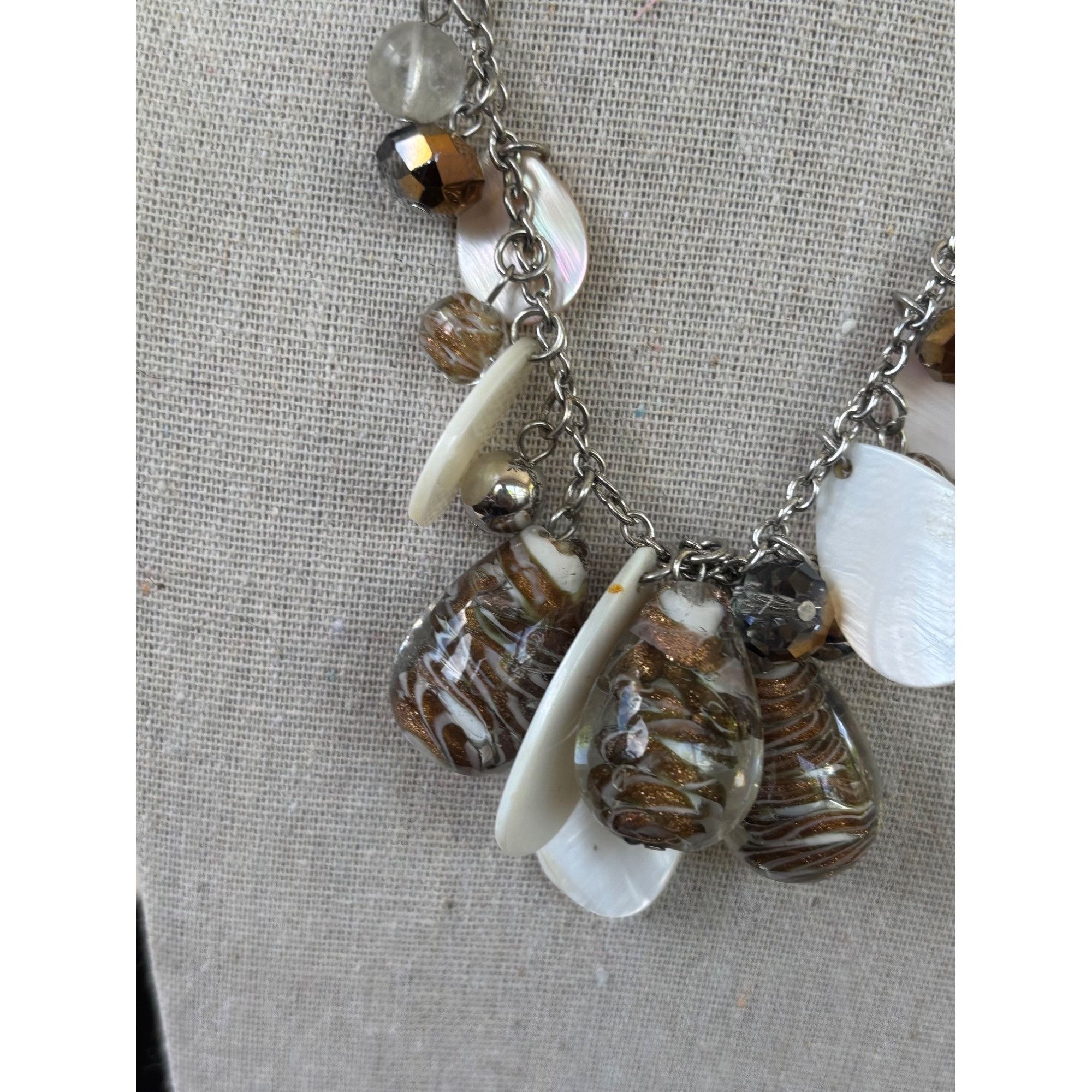 Other Chunky Silver Chain Necklace With Brown & White Beaded Charm Size ONE SIZE - 6 Thumbnail