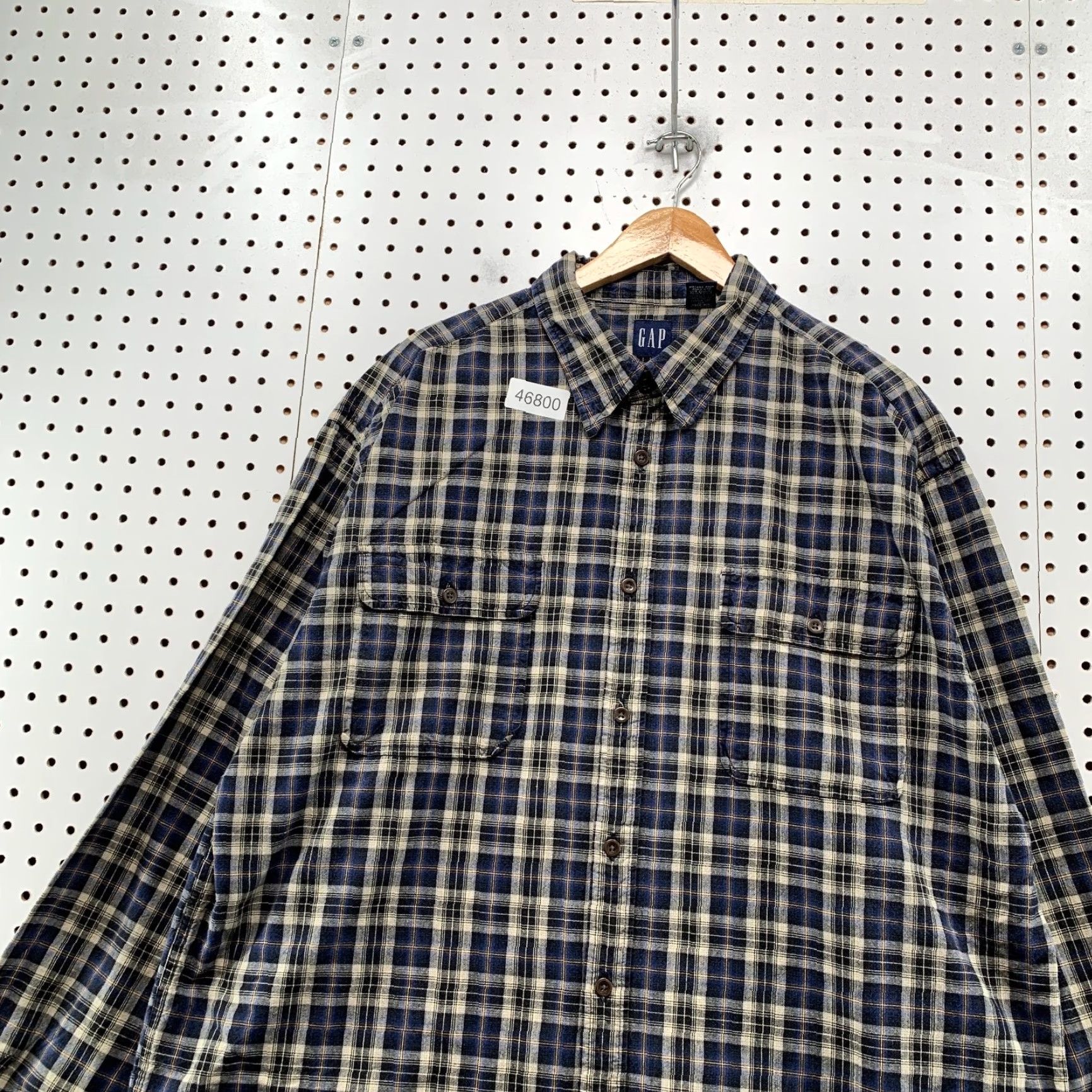 Gap VINTAGE Gap Button-Up Shirt Mens XL Blue Plaid Long Sleeve 100% Cotton Casual Button-Down Pockets Men Size US XL / EU 56 / 4 - 5 Thumbnail