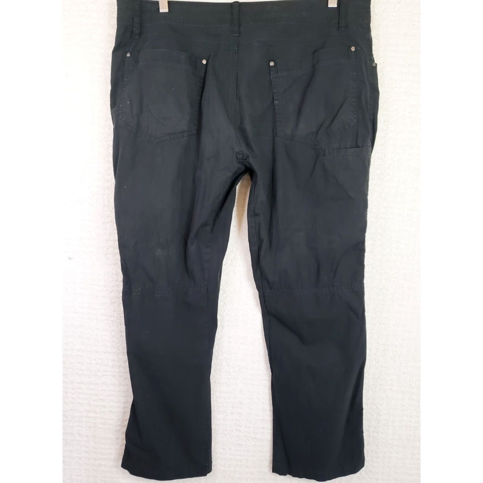 Vintage Swiss Tech Performance Pants Mens 38 Black Straight Front 5-Pocket Inseam 25.5" Lightweight Casual Travel Hiking Fit Regular Size 38 Mens Size US 38 / EU 54 - 6 Thumbnail