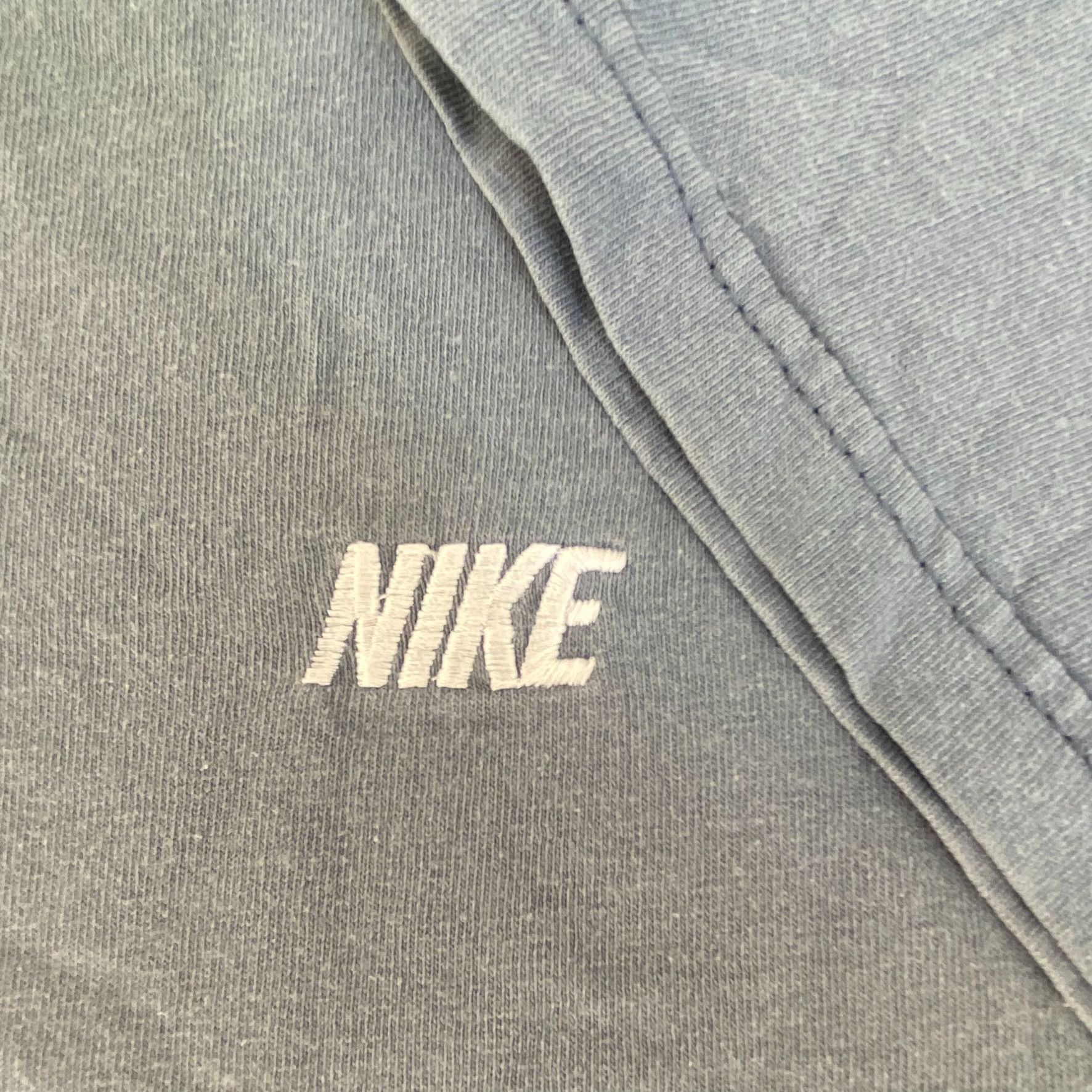 Nike Vintage Y2K Nike Logo Shirt Blue Embroidered Athletic Tee Size US L / EU 52-54 / 3 - 3 Thumbnail
