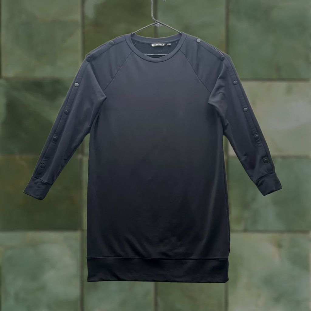 Athleta Athleta Dress Sweatshirt Black Medium M Oversized Comfy Warm Snappy Sleeve Size M / US 6-8 / IT 42-44 - 1 Thumbnail