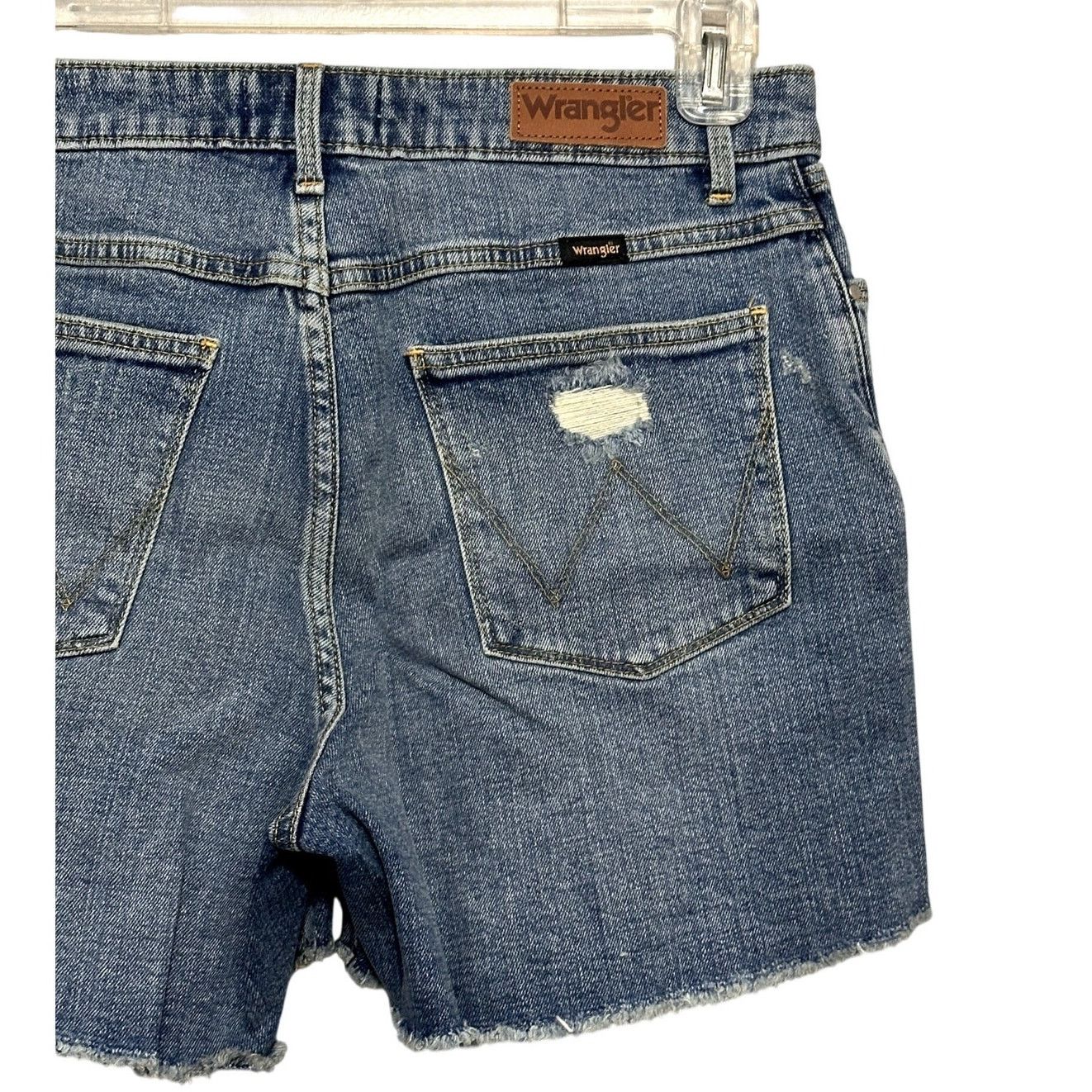 Wrangler Wrangler High Rise 4" Inseam Frayed Hem Jean Shorts Jorts 6 Size 28" / US 6 / IT 42 - 7 Thumbnail