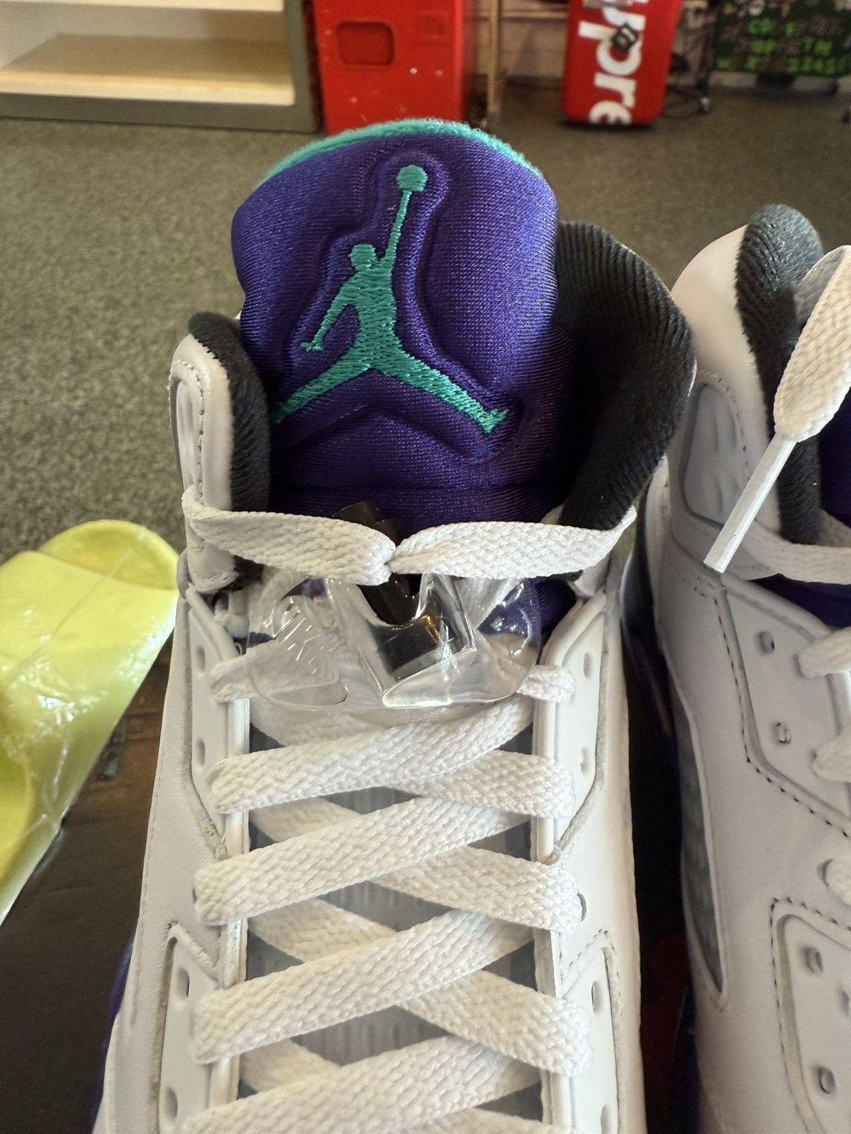 Jordan Brand Air Jordan five retro OG Size US 8 / EU 41 - 2 Thumbnail