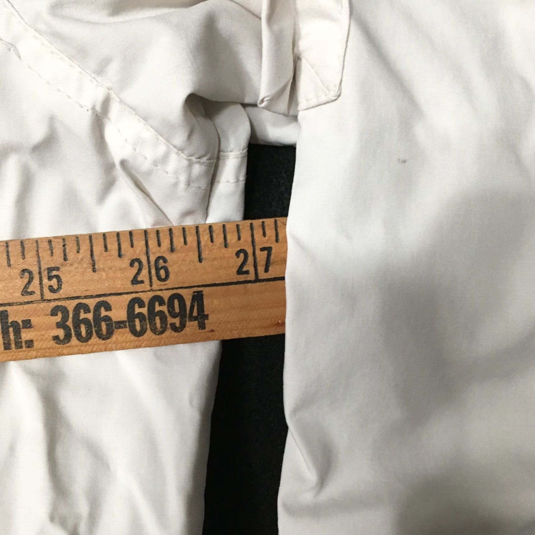 London Fog VINTAGE London Fog Jacket Mens L Windbreaker Full Zip Lightweight Ivory Heading to 90s or classic style Size US L / EU 52-54 / 3 - 6 Thumbnail