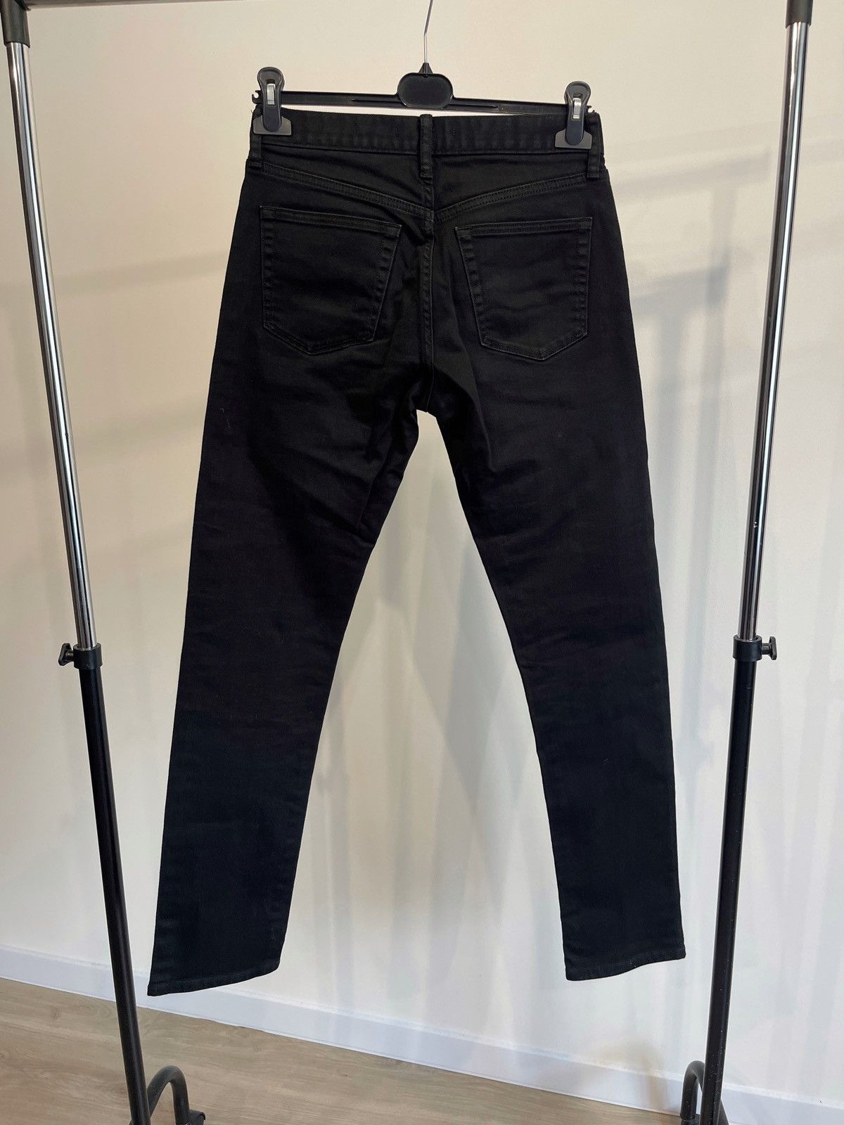 Designer × Uniqlo Uniqlo black men’s jeans denim 29 Size US 29 - 3 Thumbnail