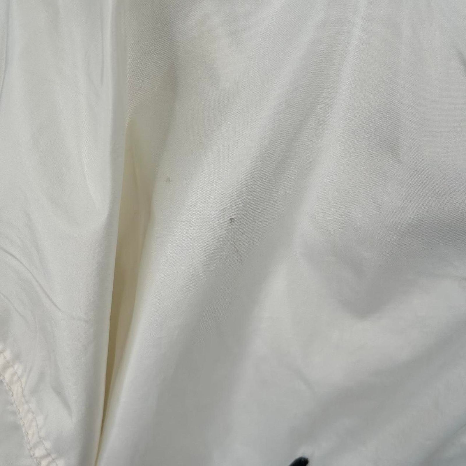 Nike Vintage 90s White & Black Nike Streetwear Windbreaker Large Size US L / EU 52-54 / 3 - 5 Thumbnail