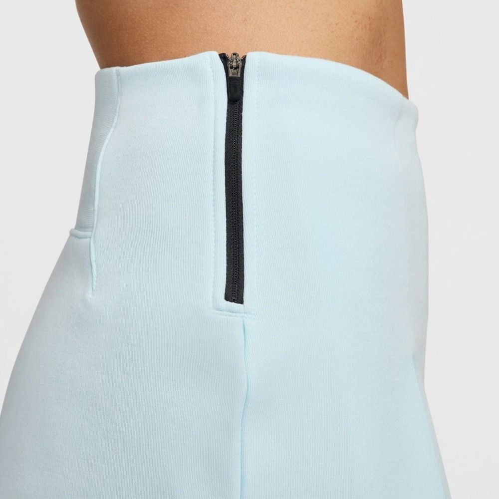 Nike Nike Women's Tech Fleece High Waisted 3” Pleated Shorts XS Size 26" / US 2 / IT 38 - 16 Thumbnail
