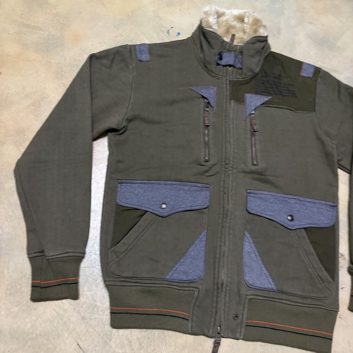 Avirex Avirex Multi pockets Zipper Jacket Size US L / EU 52-54 / 3 - 4 Thumbnail