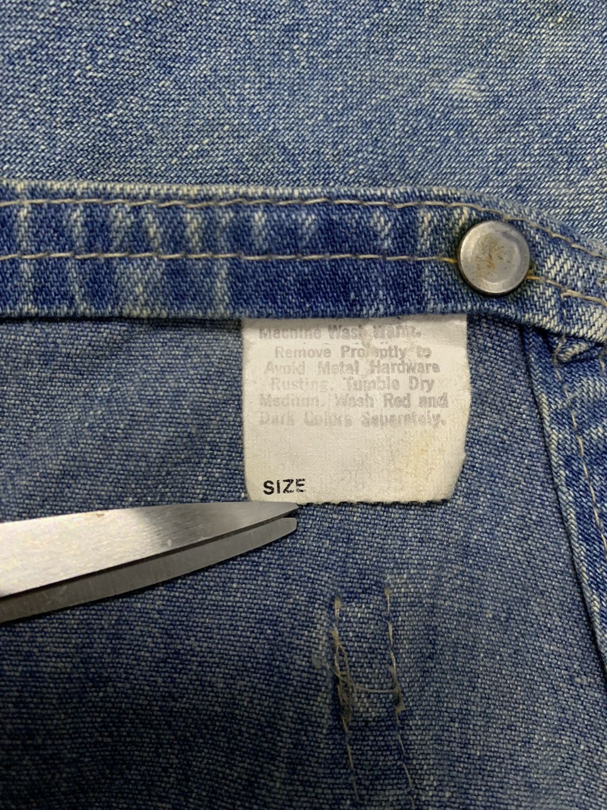 Oshkosh Vintage 90s Oshkosh BGosh Faded Denim Carpenter Overalls Size US 29 - 22 Thumbnail