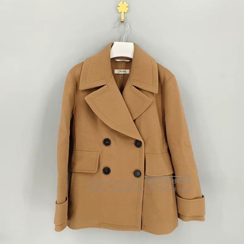Max Mara Max Mara Solid Color Double-breasted Short Coat Size XS / US 0-2 / IT 36-38 - 1 Thumbnail