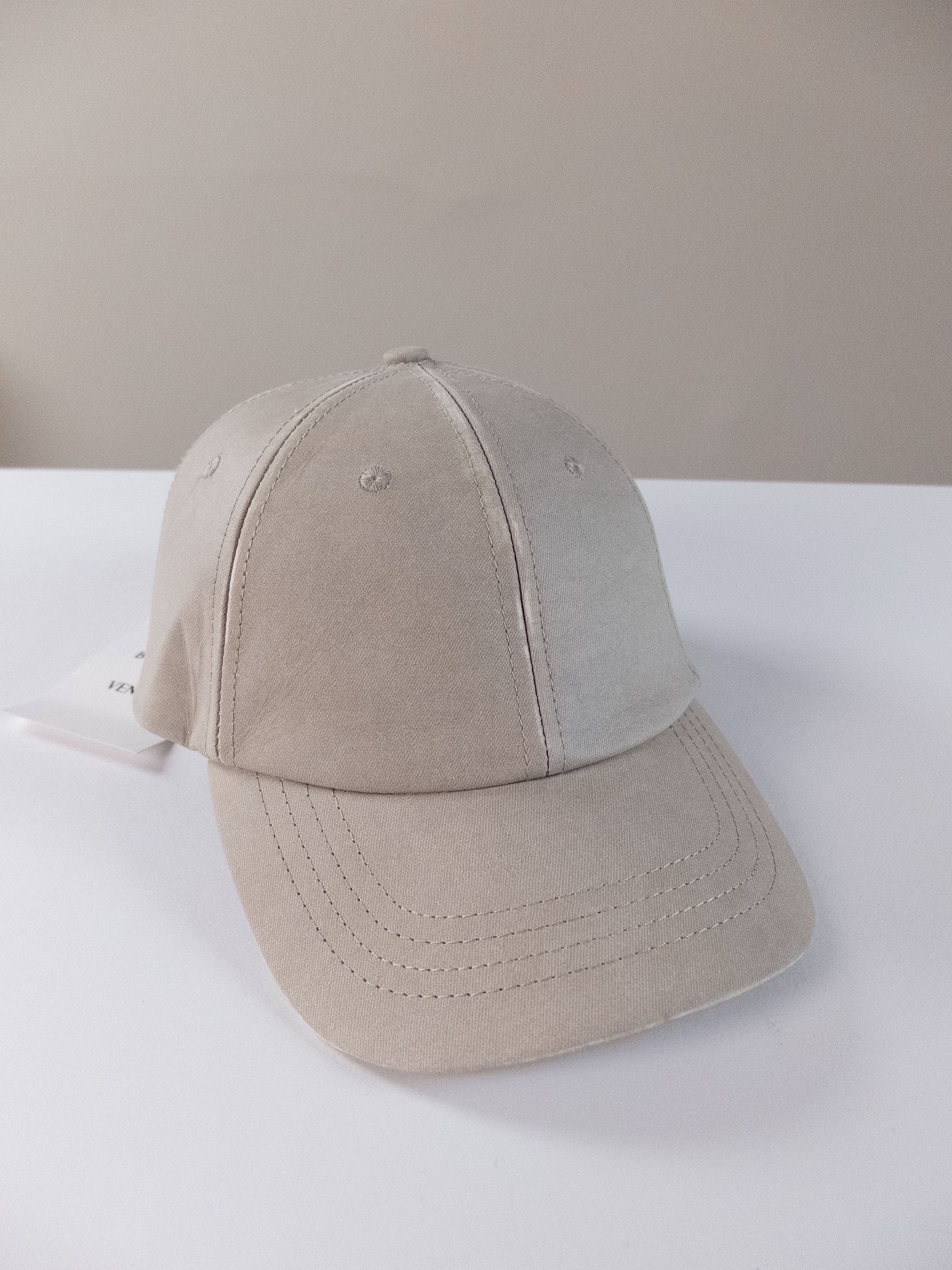 Bottega Veneta BOTTEGA VENETA beige chino print nubuck leather baseball cap Size ONE SIZE - 1 Thumbnail