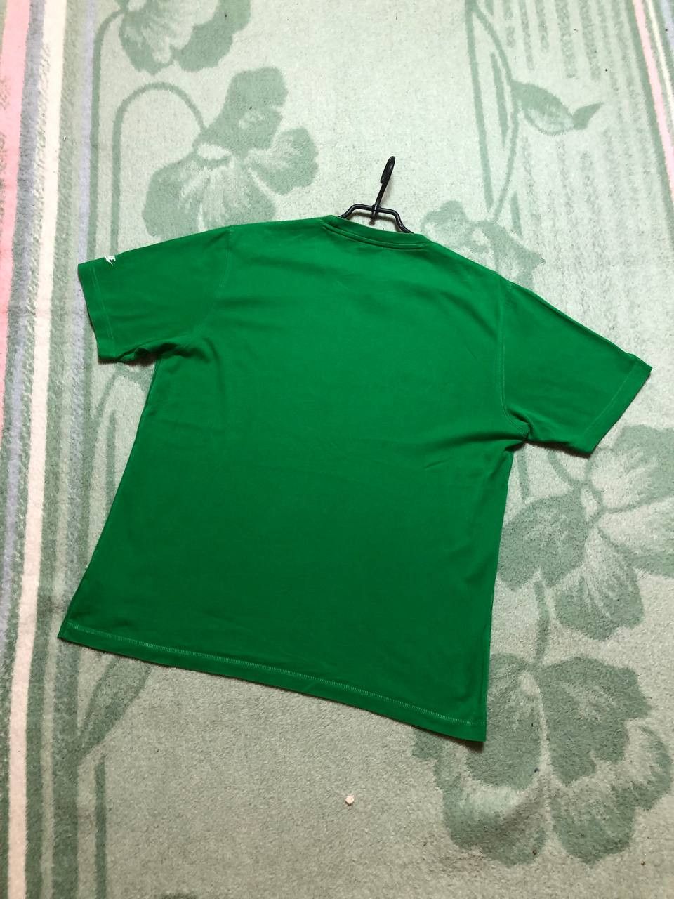 Nike Vintage Nike Y2K Logo Green Short Sleeve T-Shirt Size L Size US L / EU 52-54 / 3 - 14 Thumbnail