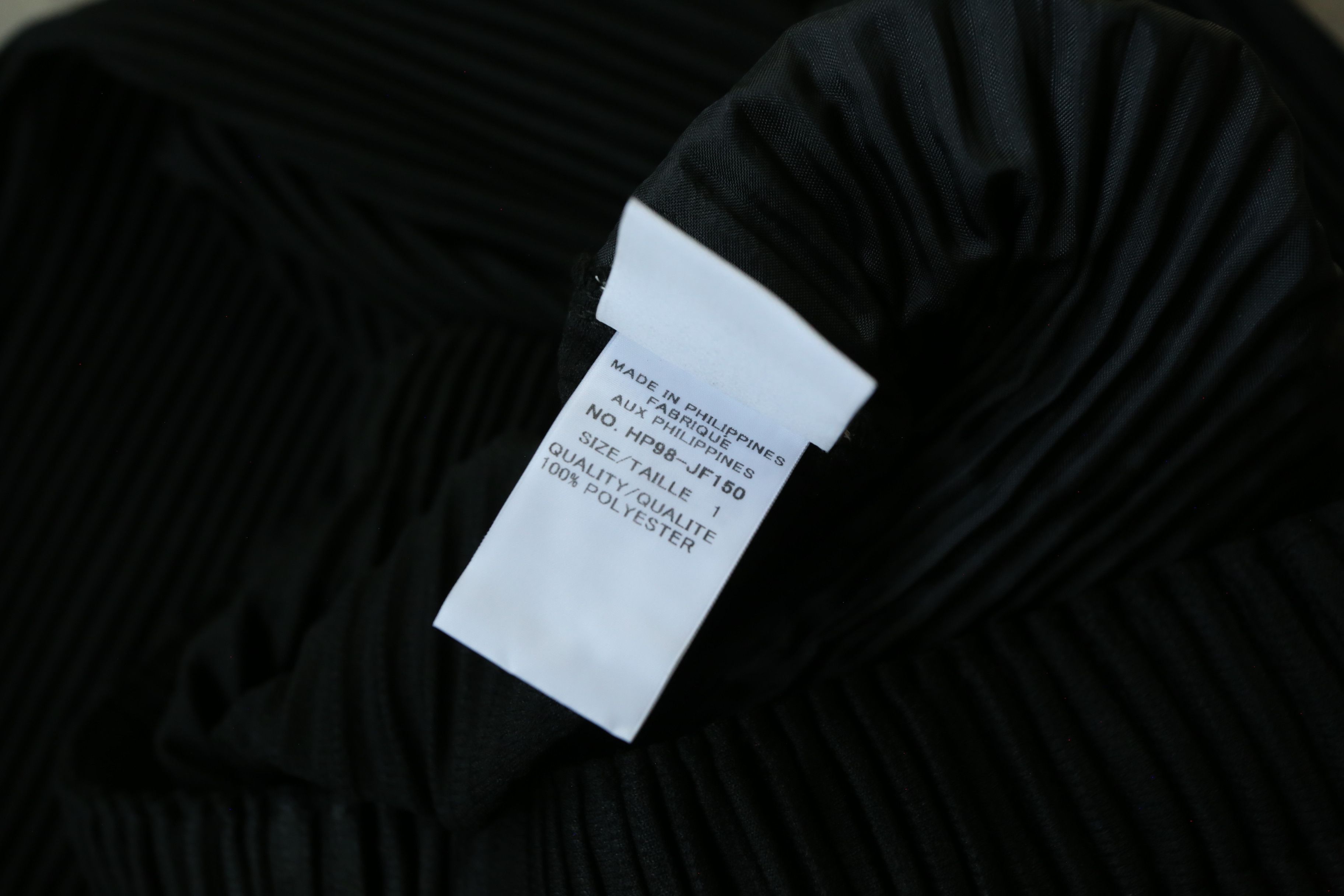 Homme Plisse Issey Miyake Homme Plisse Issey Miyake - F/W 19 - Basics Pleated Trousers Size US 30 / EU 46 - 6 Thumbnail