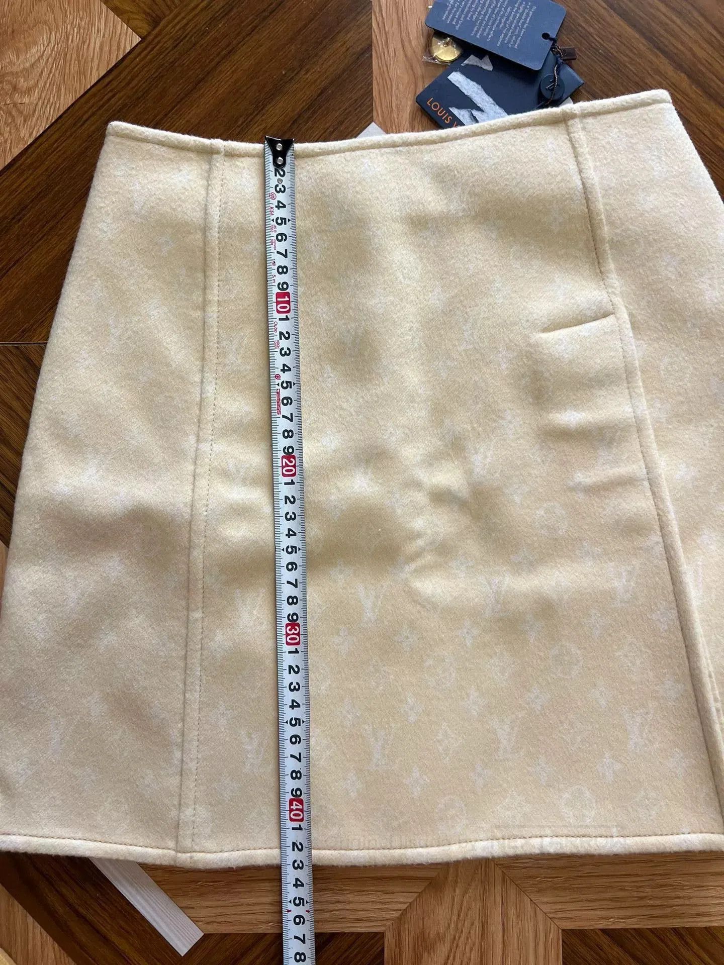 Louis Vuitton LV Women's Skirt Size 36. Size 35" - 4 Thumbnail